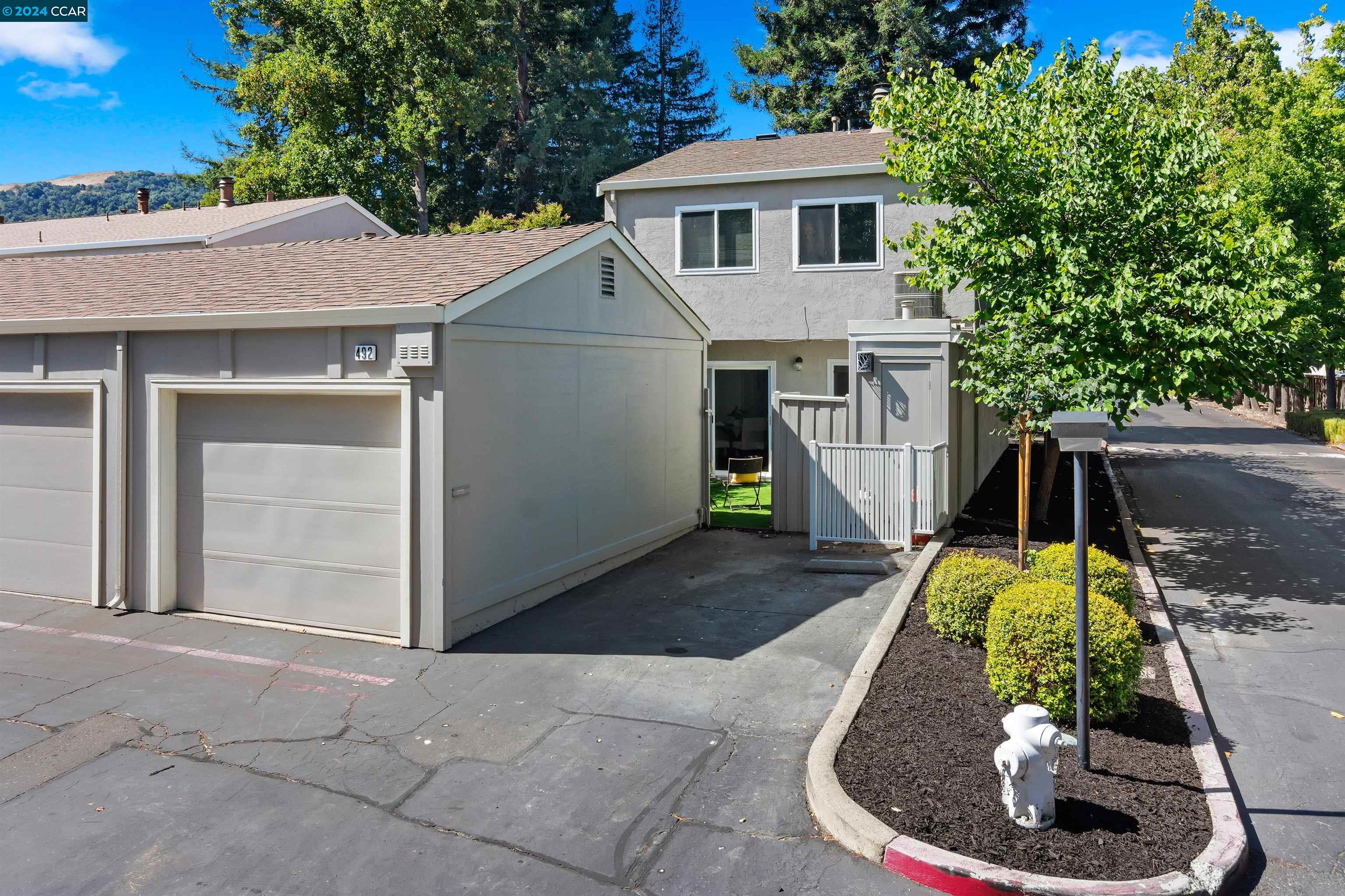 Photo #5: 41074341 Listing 