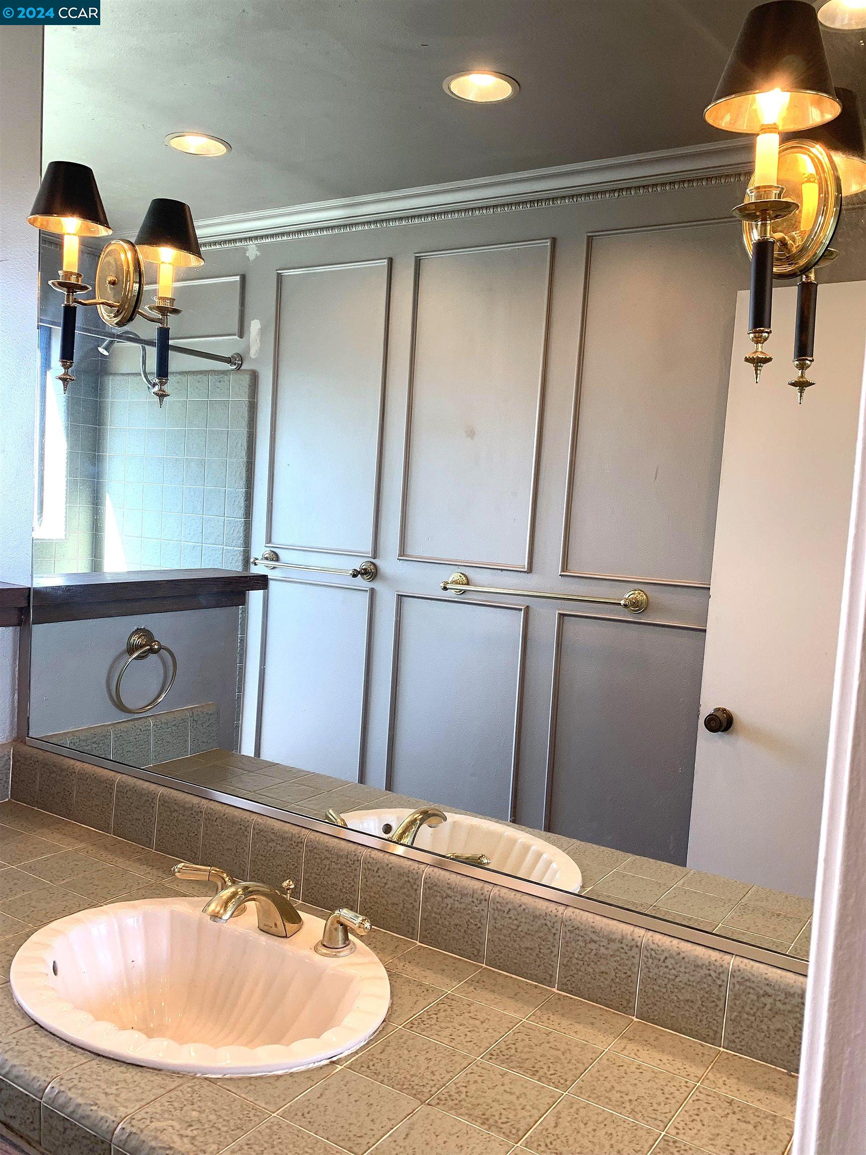 Detail Gallery Image 23 of 30 For 29 Anton Way, Novato,  CA 94945 - 5 Beds | 4 Baths