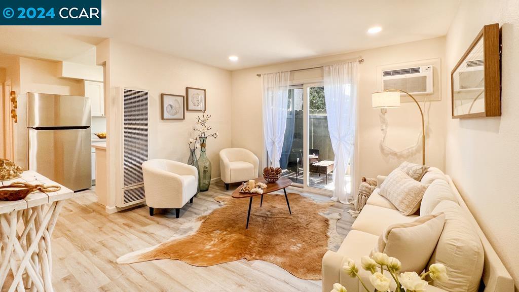 More Details about MLS # 41074455 : 1133 MEADOW LN # 43