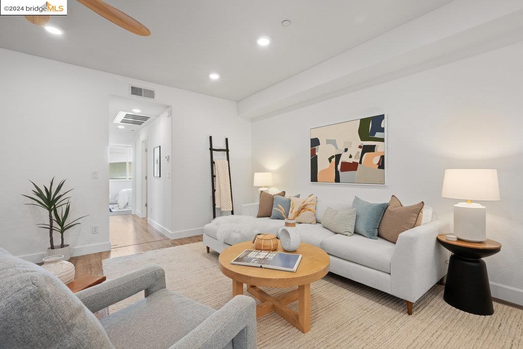 Photo #3: 41074468 Listing 