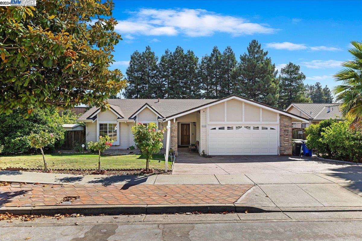 Detail Gallery Image 1 of 1 For 45565 Parkmeadow Ct, Fremont,  CA 94539 - 4 Beds | 2 Baths