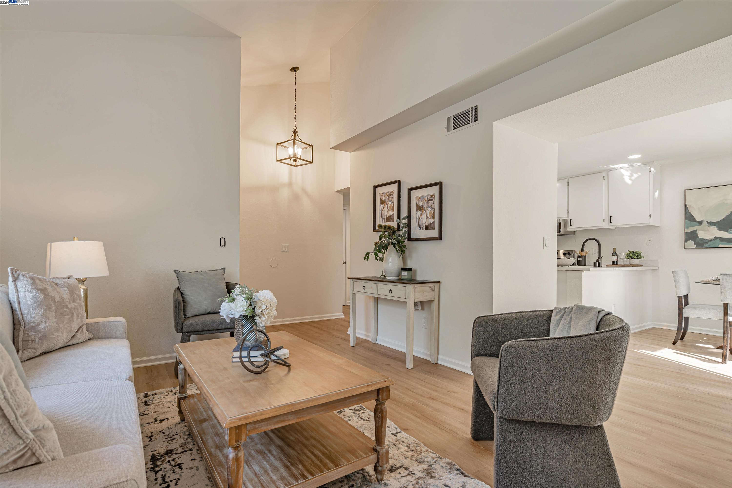 Photo #3: 41074496 Listing 