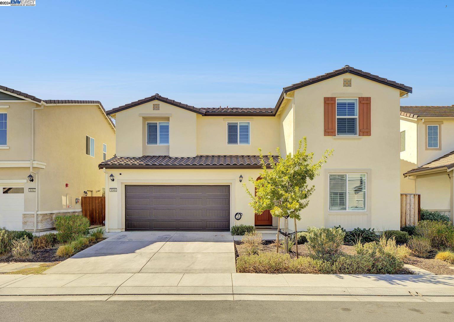 Detail Gallery Image 1 of 1 For 5348 Hames Valley Ln, Antioch,  CA 94531 - 5 Beds | 3 Baths