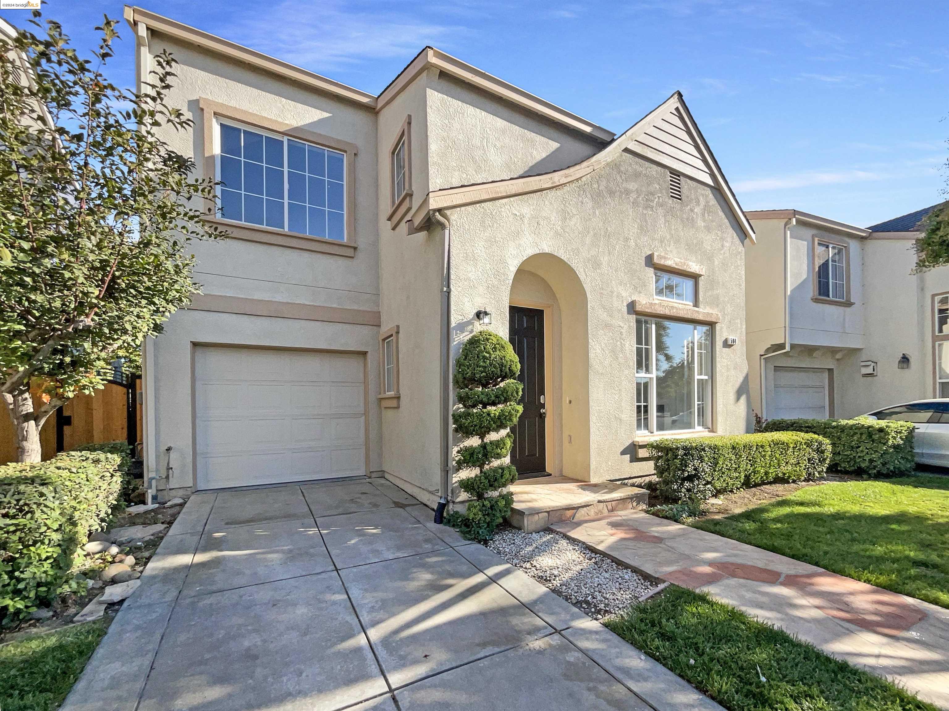 Detail Gallery Image 1 of 1 For 504 Chelsea Xing, San Jose,  CA 95138 - 3 Beds | 2/1 Baths
