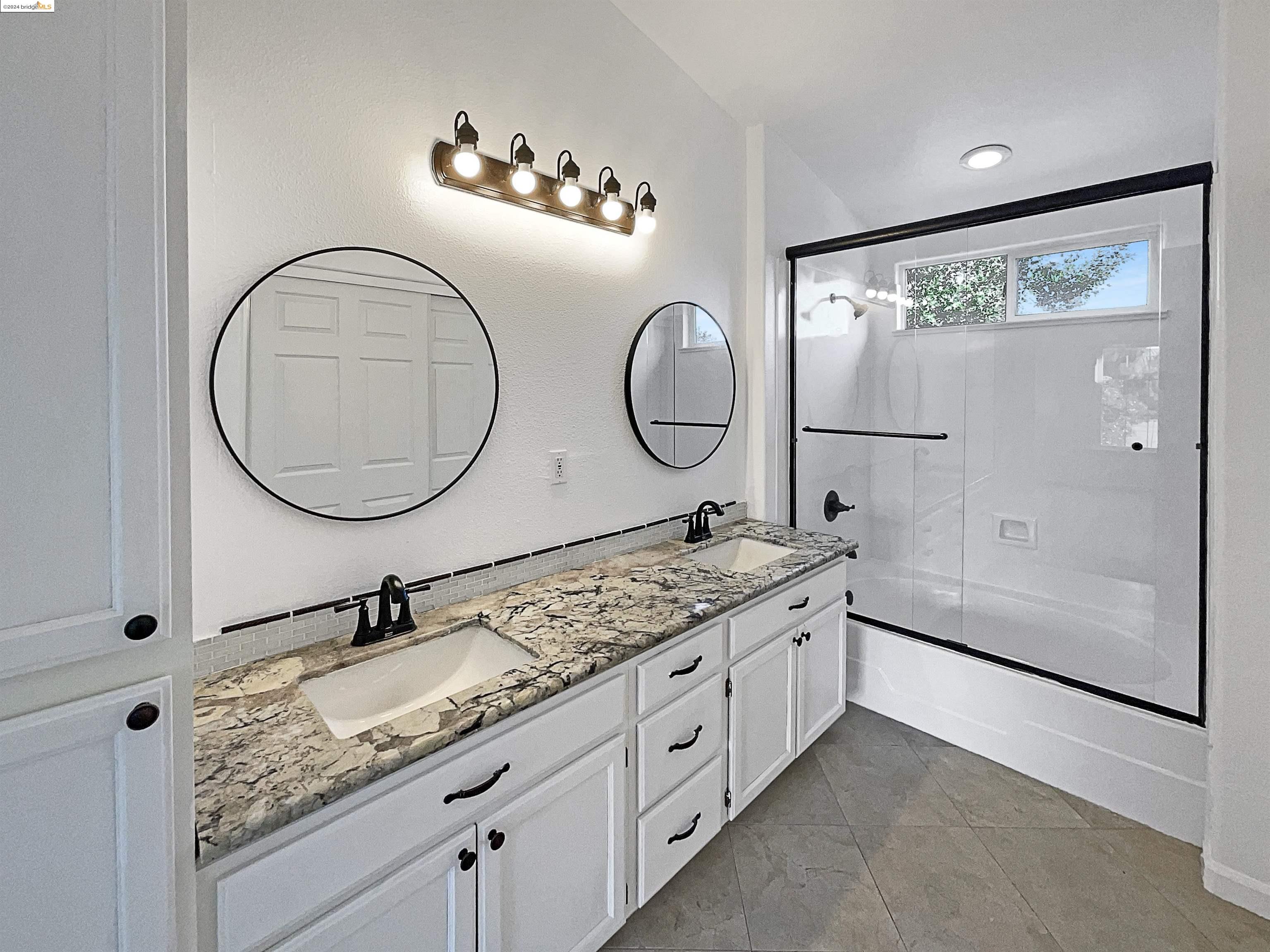 Detail Gallery Image 7 of 23 For 504 Chelsea Xing, San Jose,  CA 95138 - 3 Beds | 2/1 Baths