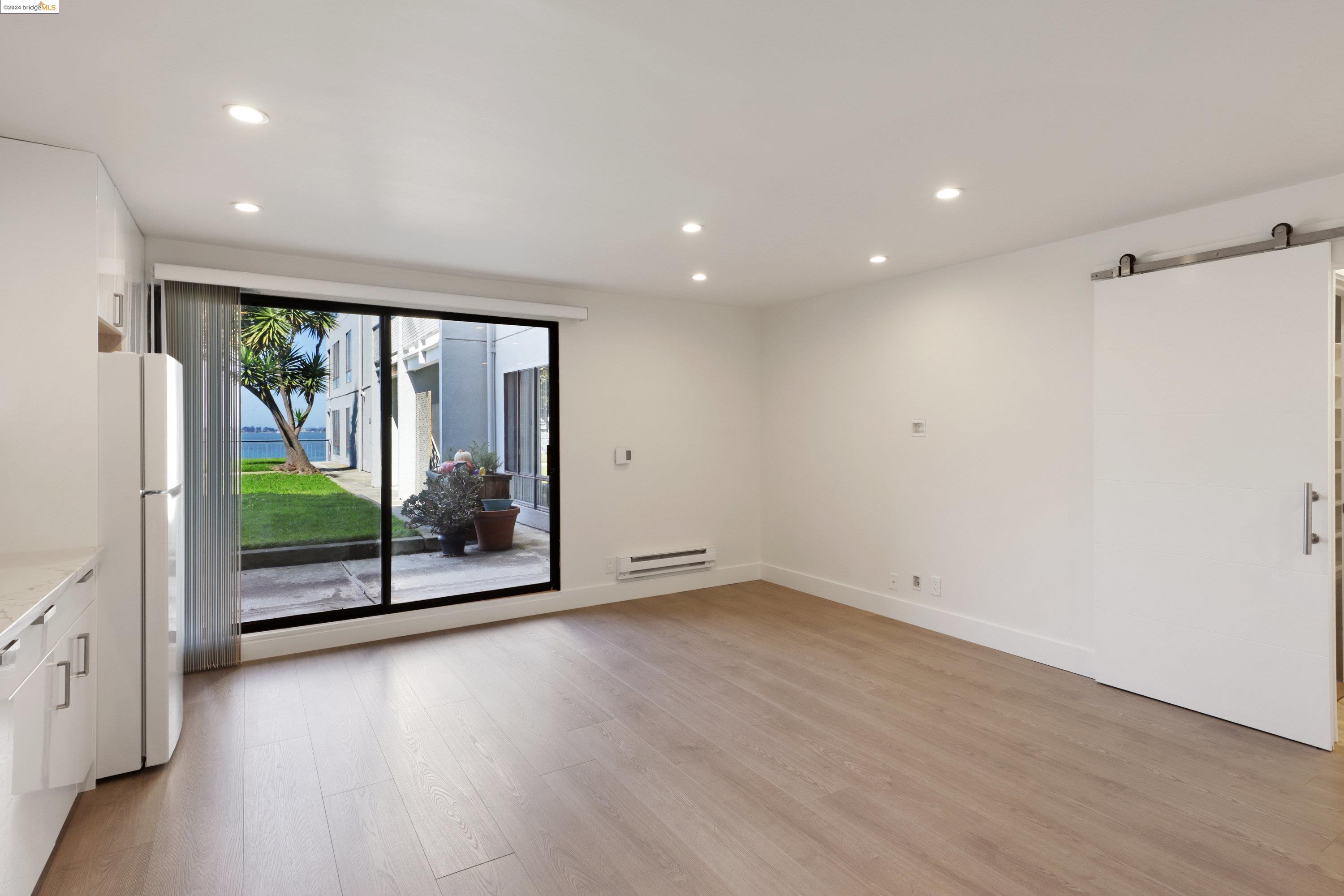 Photo #2: 41074747 Listing 