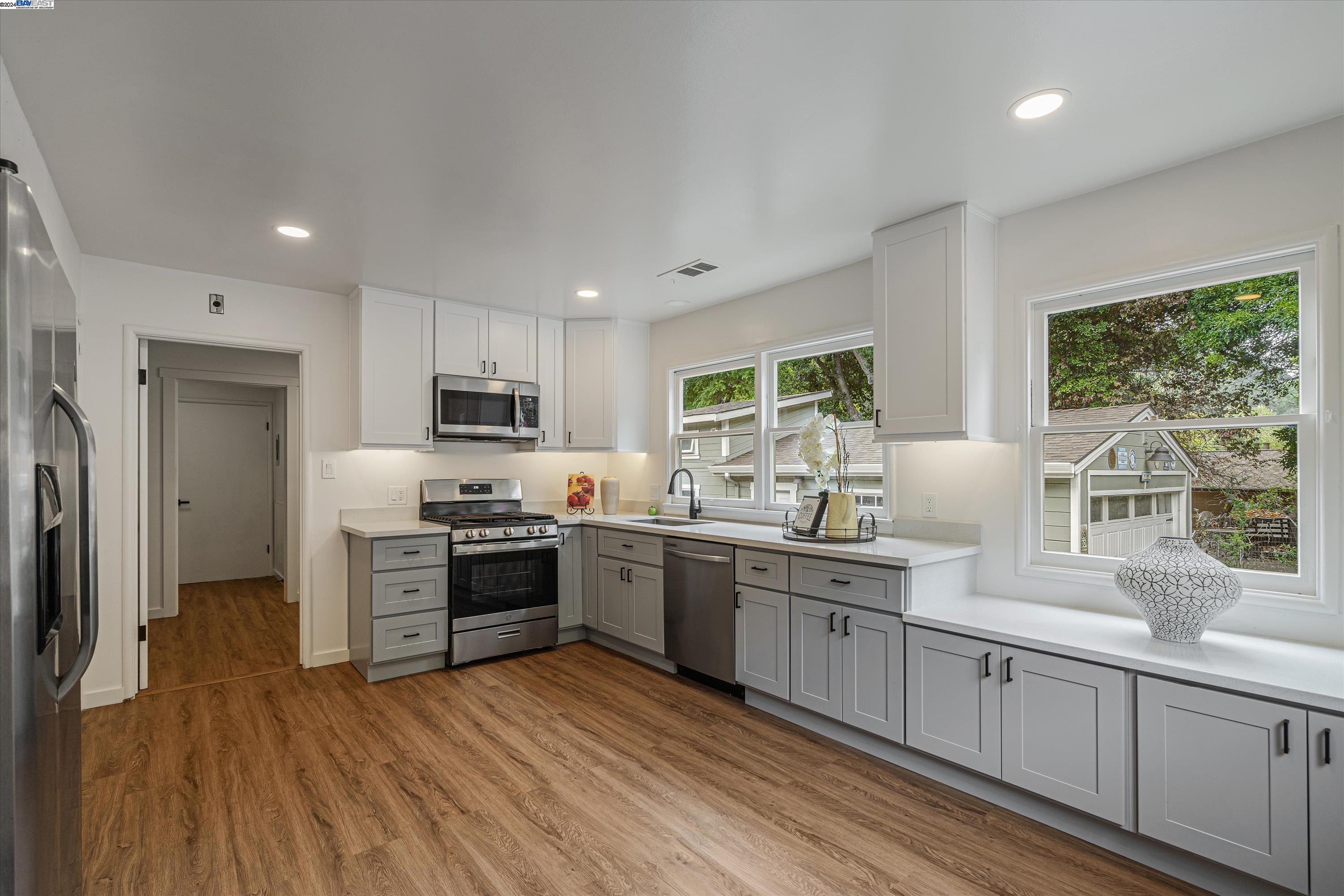 Detail Gallery Image 33 of 60 For 30063 Palomares Rd, Castro Valley,  CA 94552 - 5 Beds | 4 Baths
