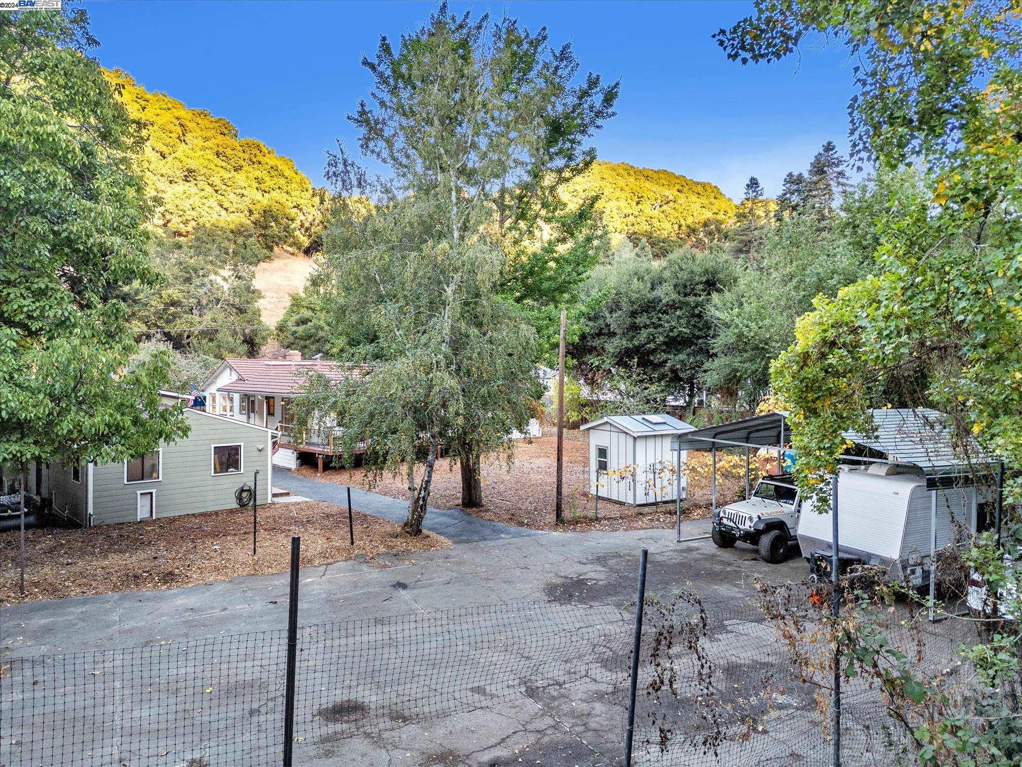 Detail Gallery Image 54 of 60 For 30063 Palomares Rd, Castro Valley,  CA 94552 - 5 Beds | 4 Baths