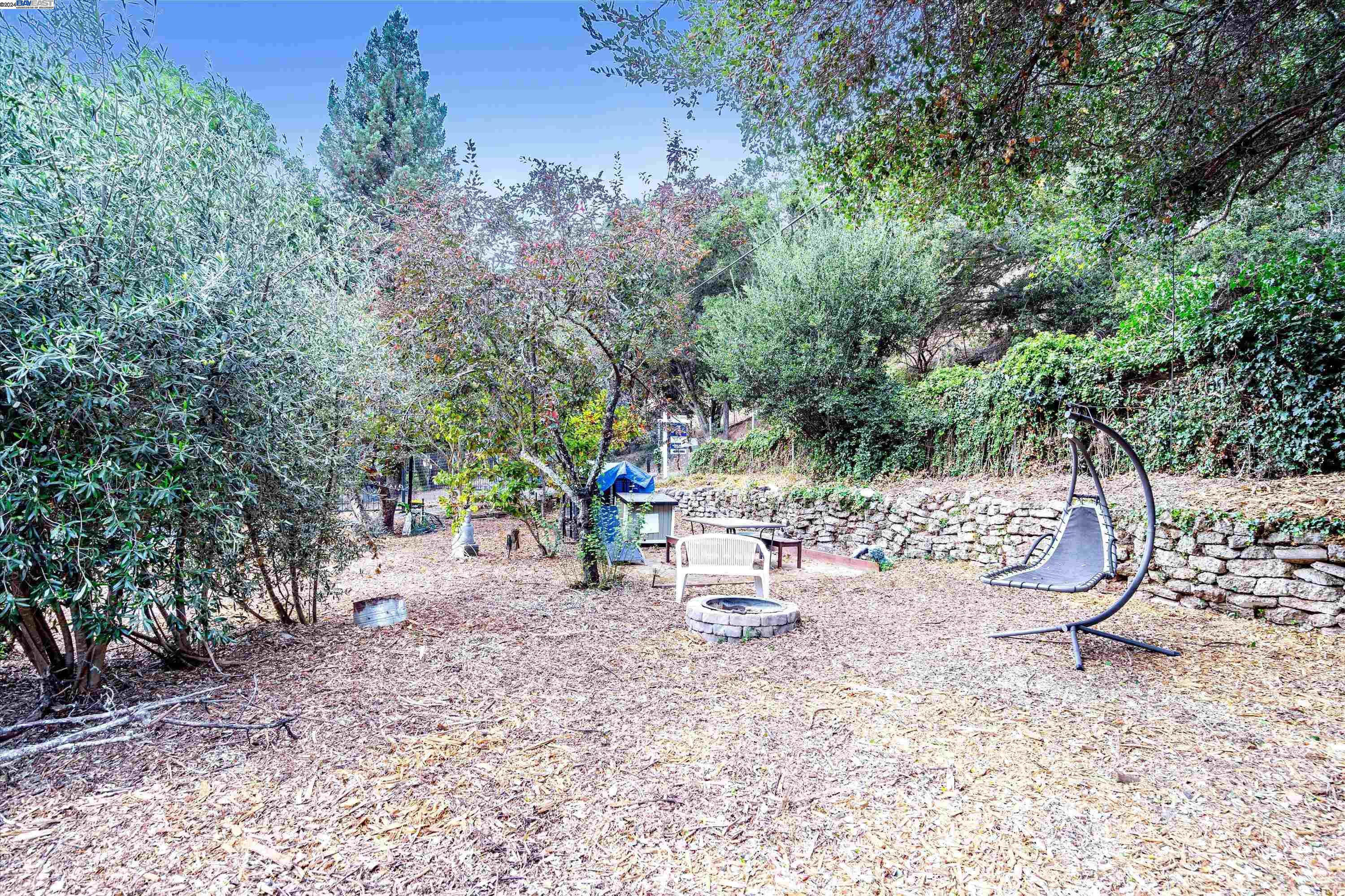 Detail Gallery Image 59 of 60 For 30063 Palomares Rd, Castro Valley,  CA 94552 - 5 Beds | 4 Baths