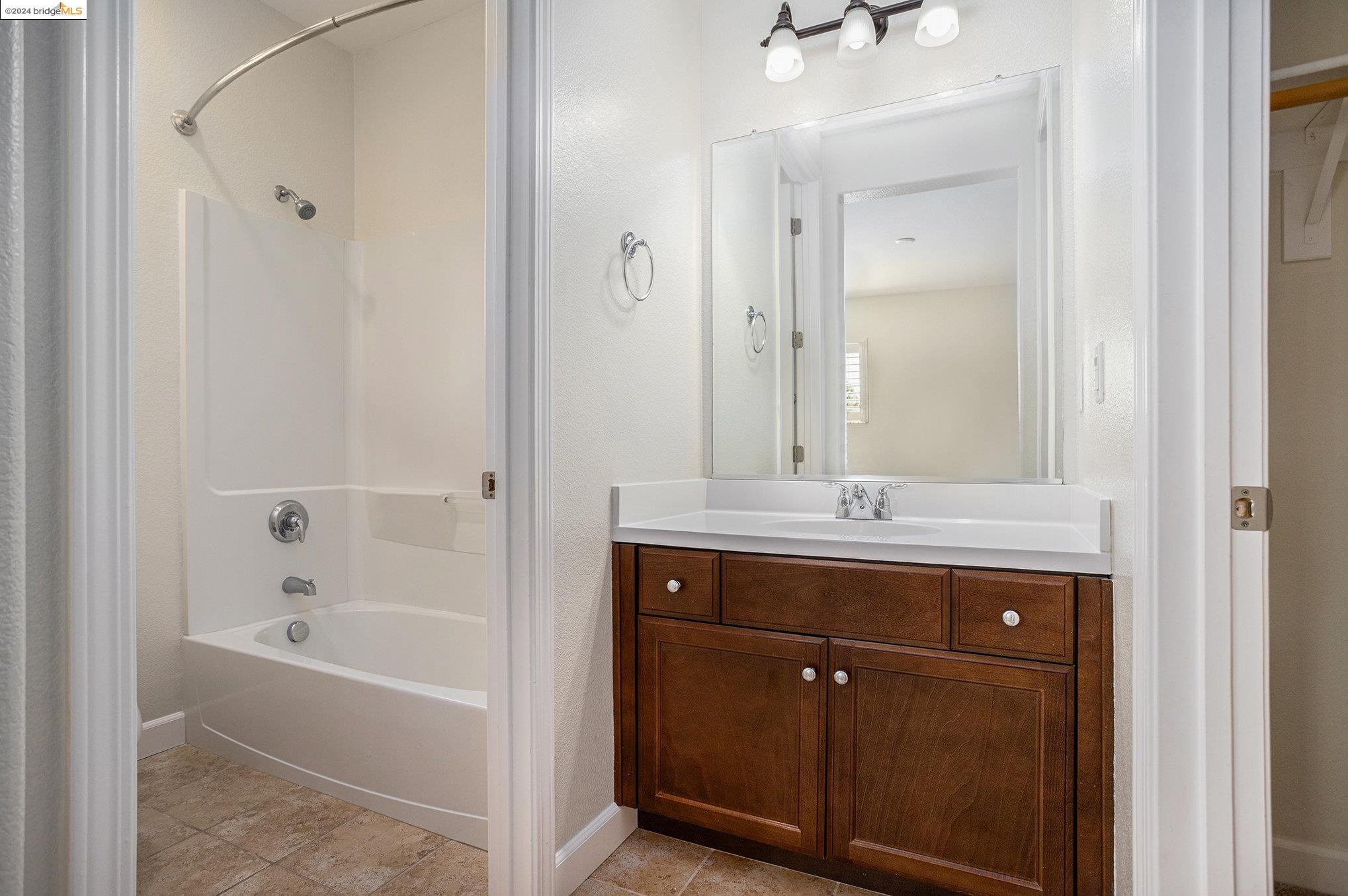 Detail Gallery Image 33 of 41 For 1370 Bellerose Ct, Brentwood,  CA 94513 - 4 Beds | 4/1 Baths