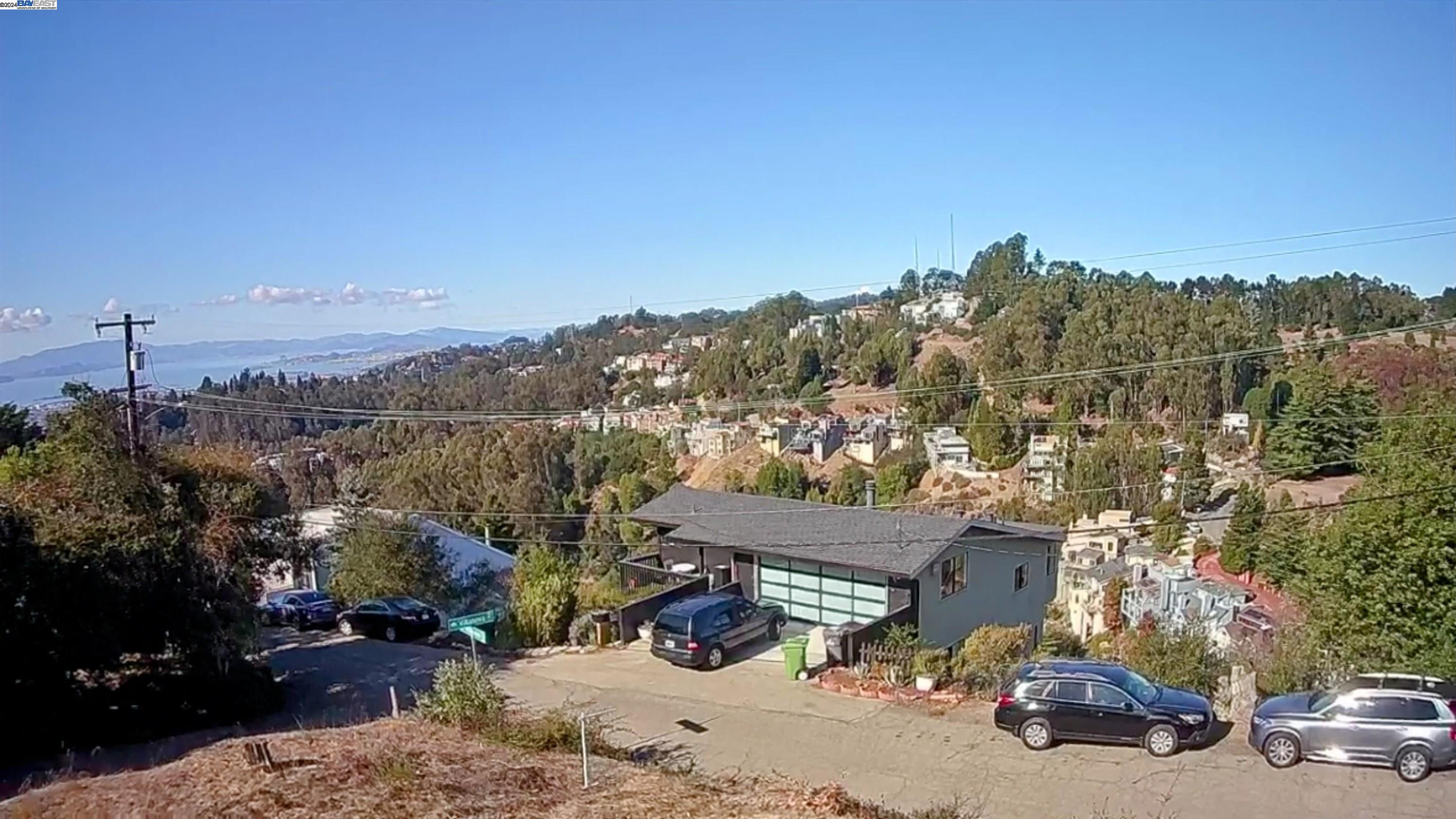 Detail Gallery Image 4 of 8 For Villanova Dr, Oakland,  CA 94603 - – Beds | – Baths