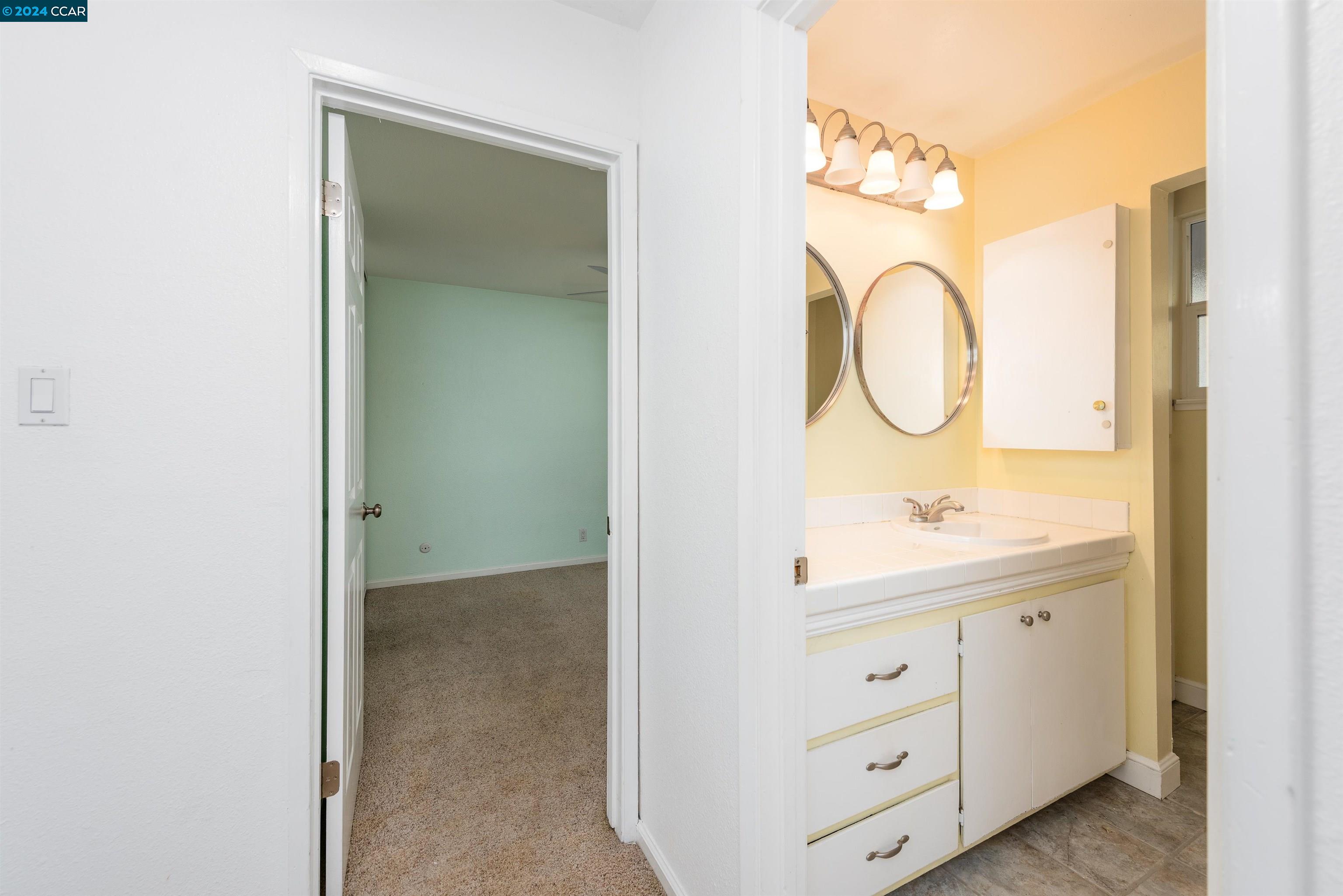 Detail Gallery Image 21 of 25 For 5516 Roundtree Dr #B,  Concord,  CA 94521 - 2 Beds | 1/1 Baths