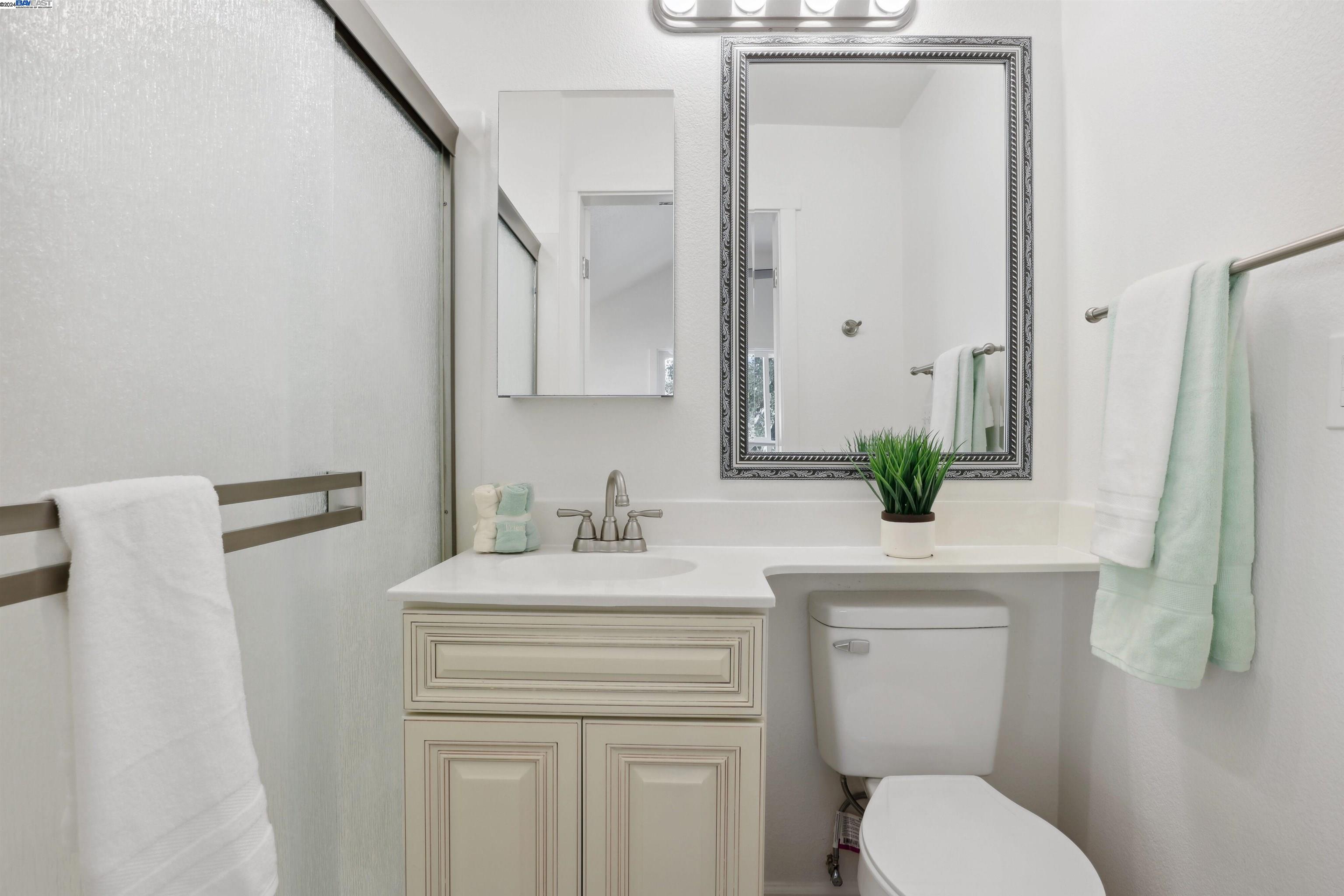 Detail Gallery Image 24 of 53 For 17834 Cull Canyon Rd, Castro Valley,  CA 94552 - 2 Beds | 2 Baths