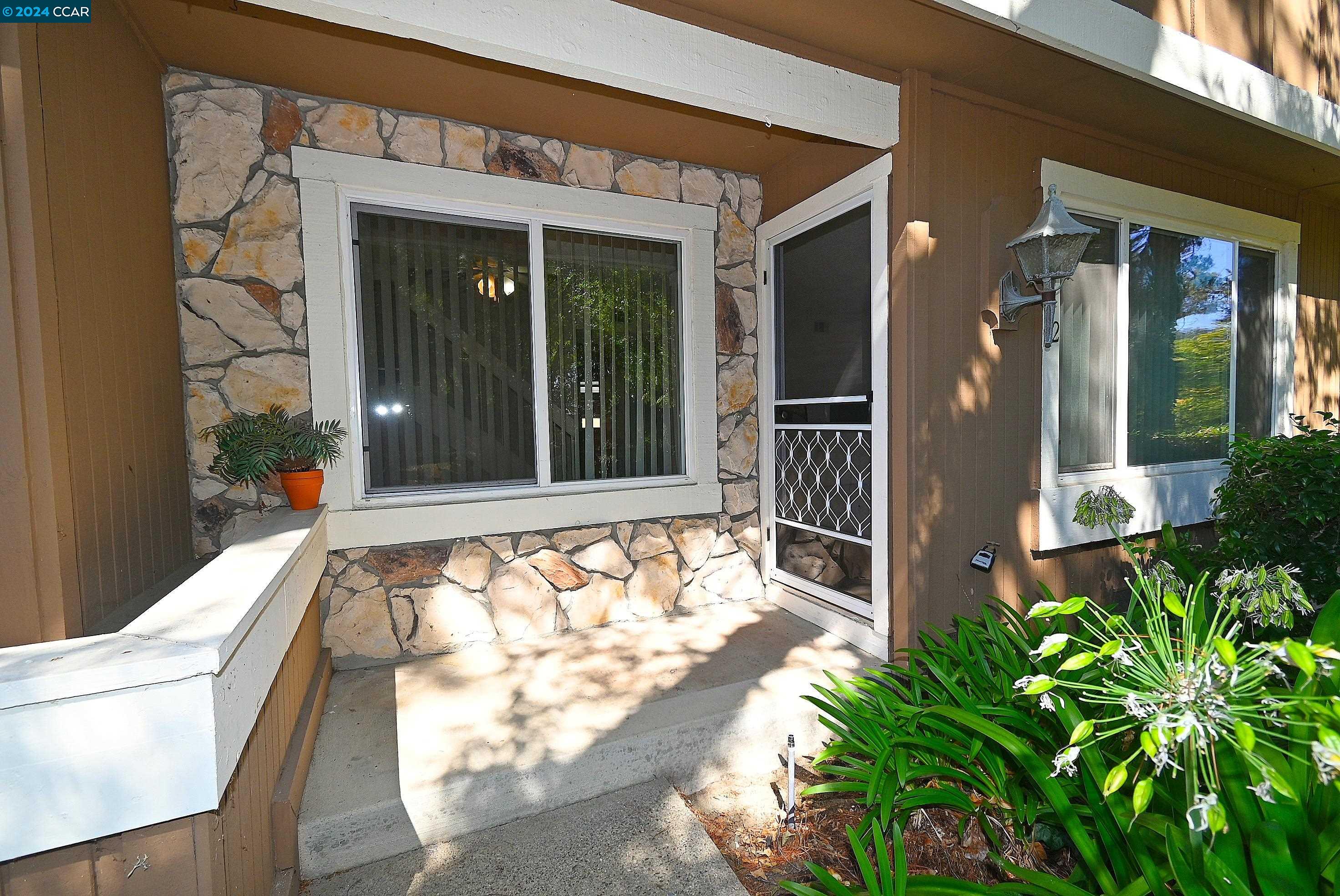Photo #2: 41074957 Listing 