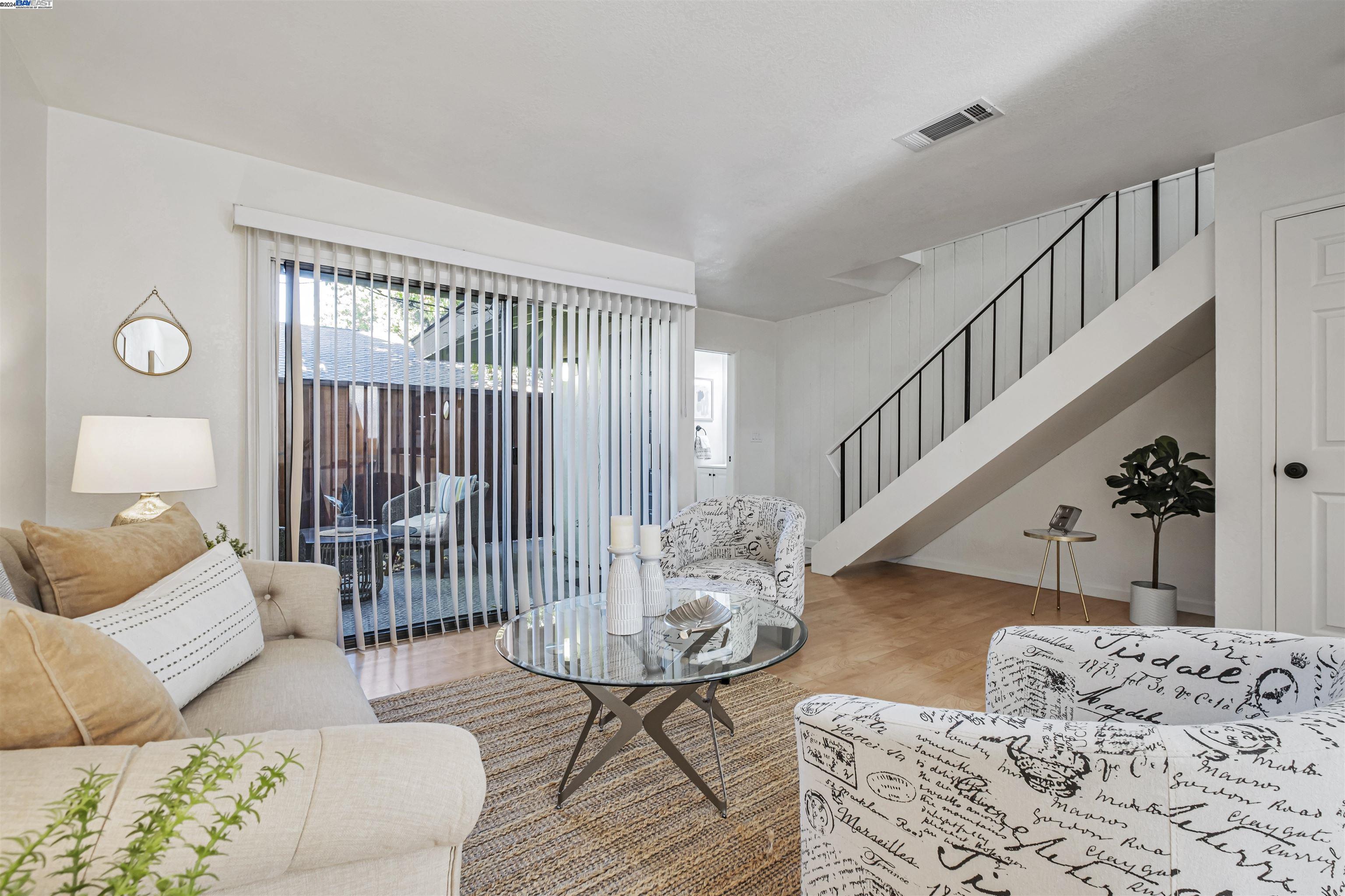 Photo #2: 41074971 Listing 