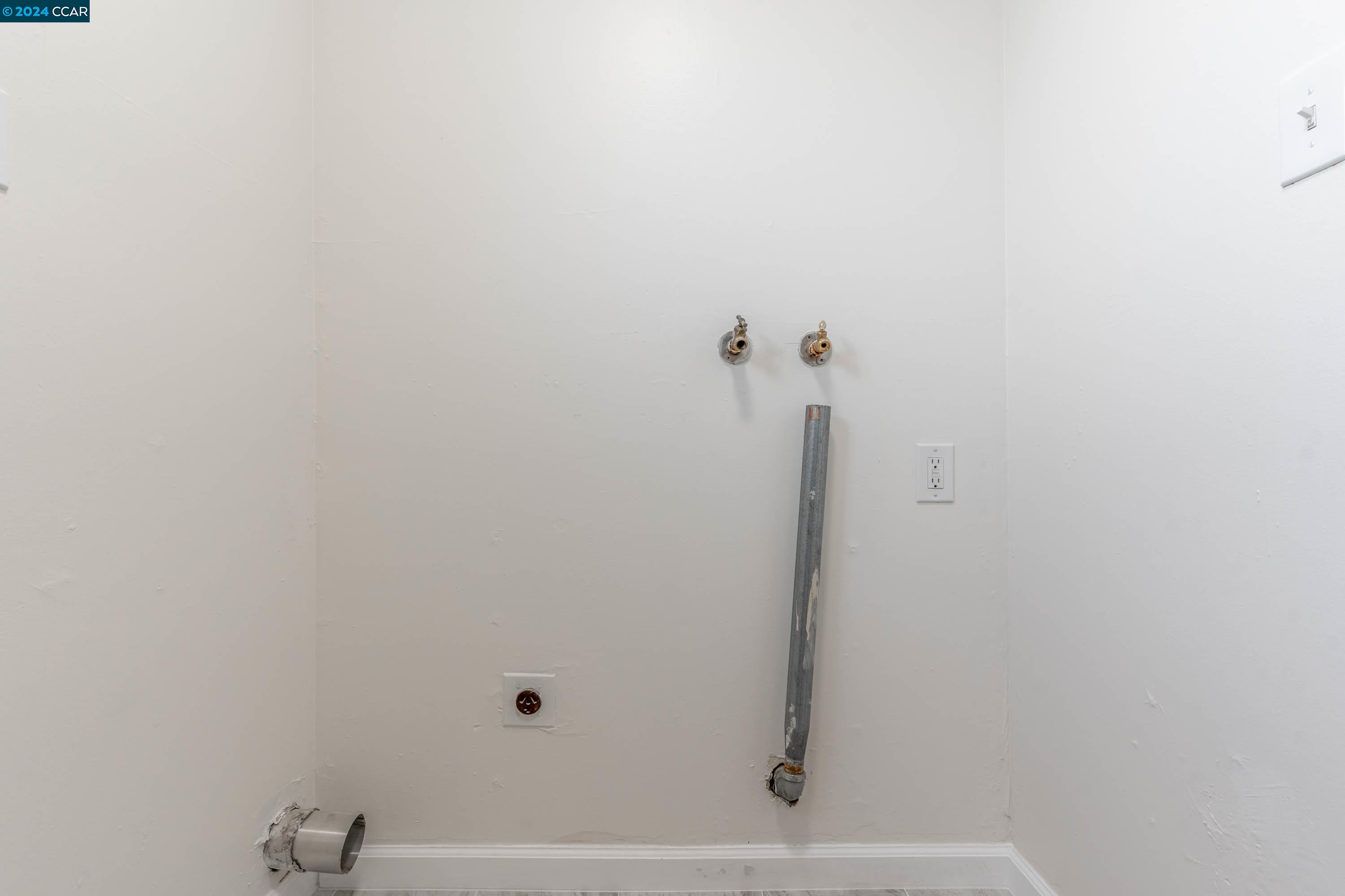 Detail Gallery Image 33 of 49 For 2412 Maine Ave, Richmond,  CA 94804 - 3 Beds | 1/1 Baths