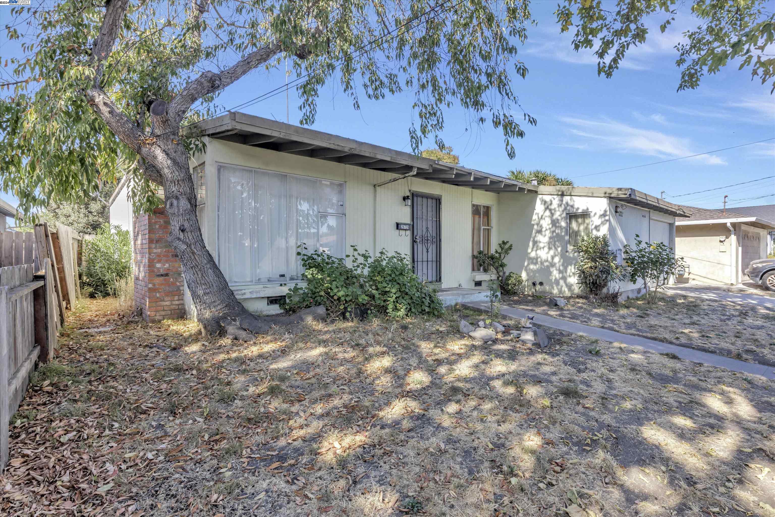 Detail Gallery Image 1 of 1 For 26729 Bahama Ave, Hayward,  CA 94545 - 3 Beds | 2 Baths