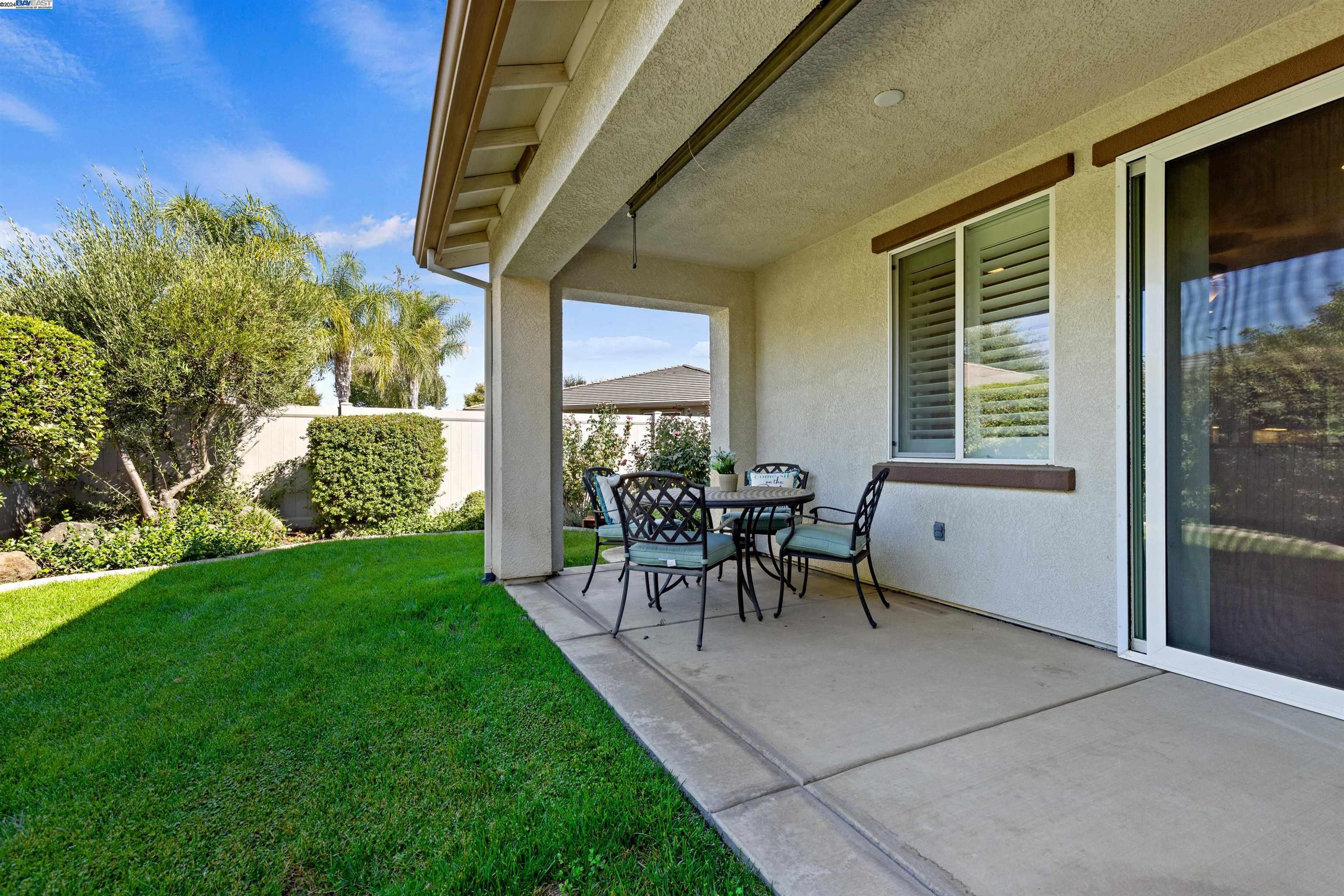 Detail Gallery Image 17 of 60 For 2387 Birdsong Pl, Manteca,  CA 95336 - 2 Beds | 2 Baths