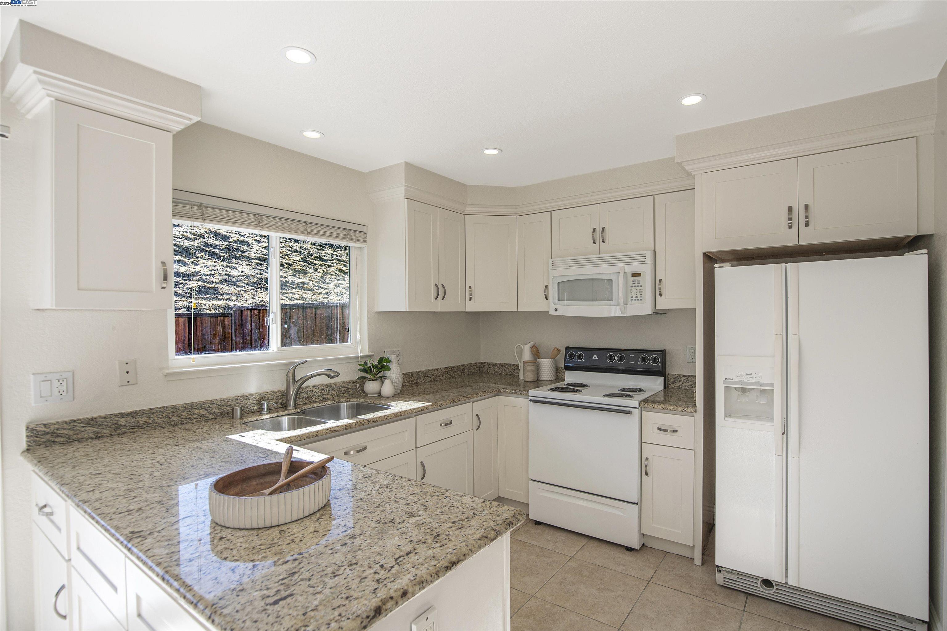 Photo #5: 41075085 Listing 
