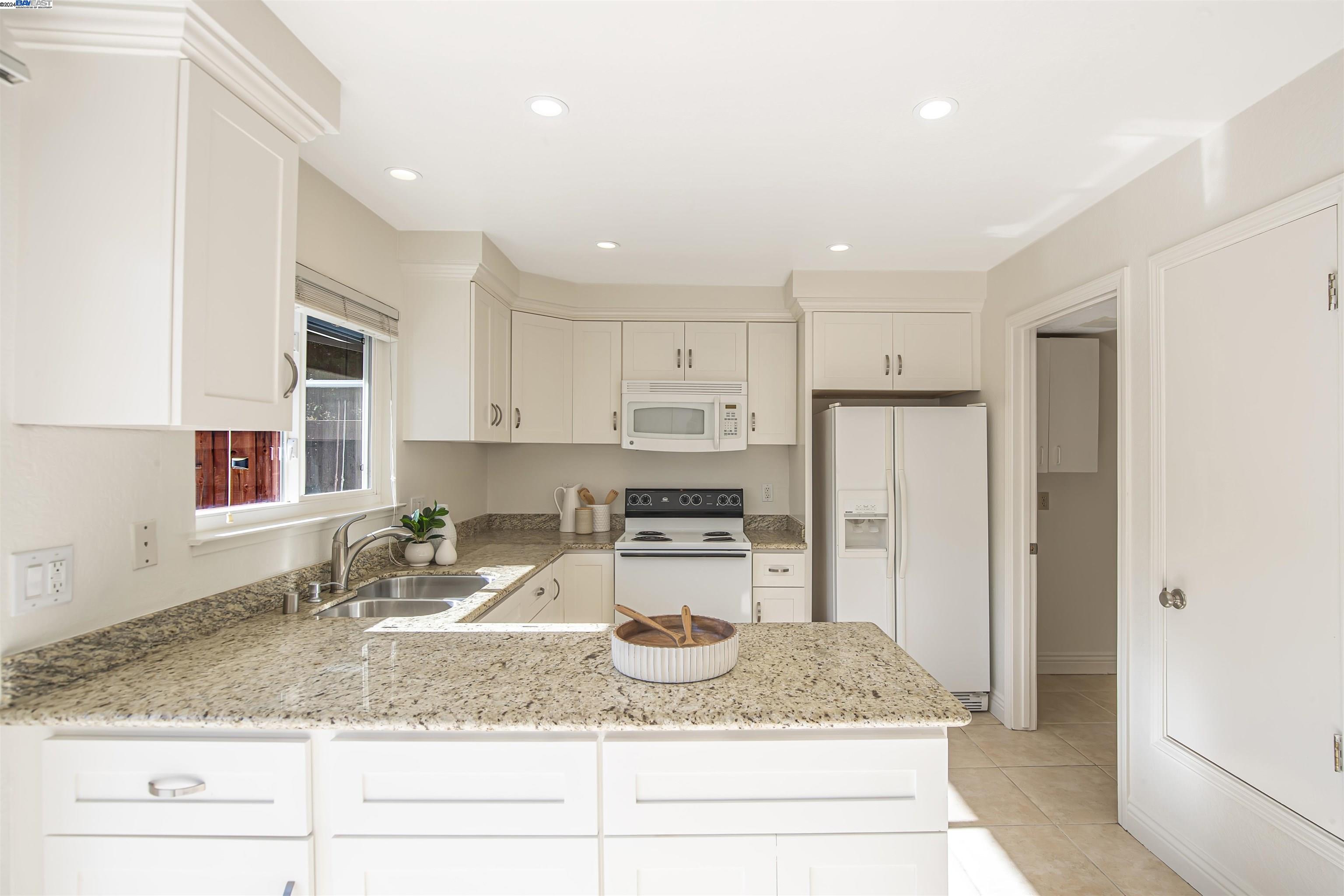 Photo #6: 41075085 Listing 
