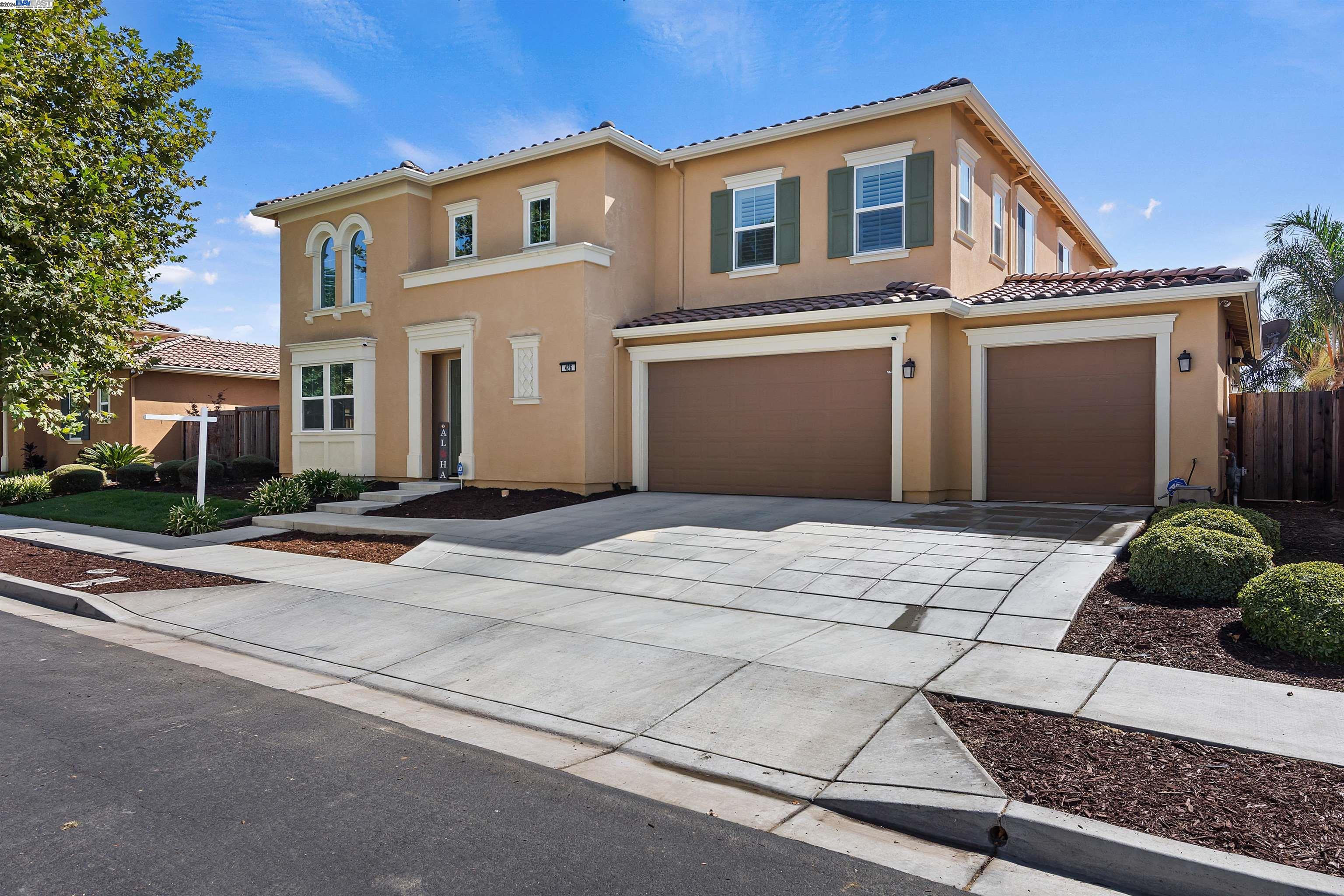 Detail Gallery Image 1 of 1 For 426 Bloomfield Ct, Brentwood,  CA 94513 - 5 Beds | 4/1 Baths