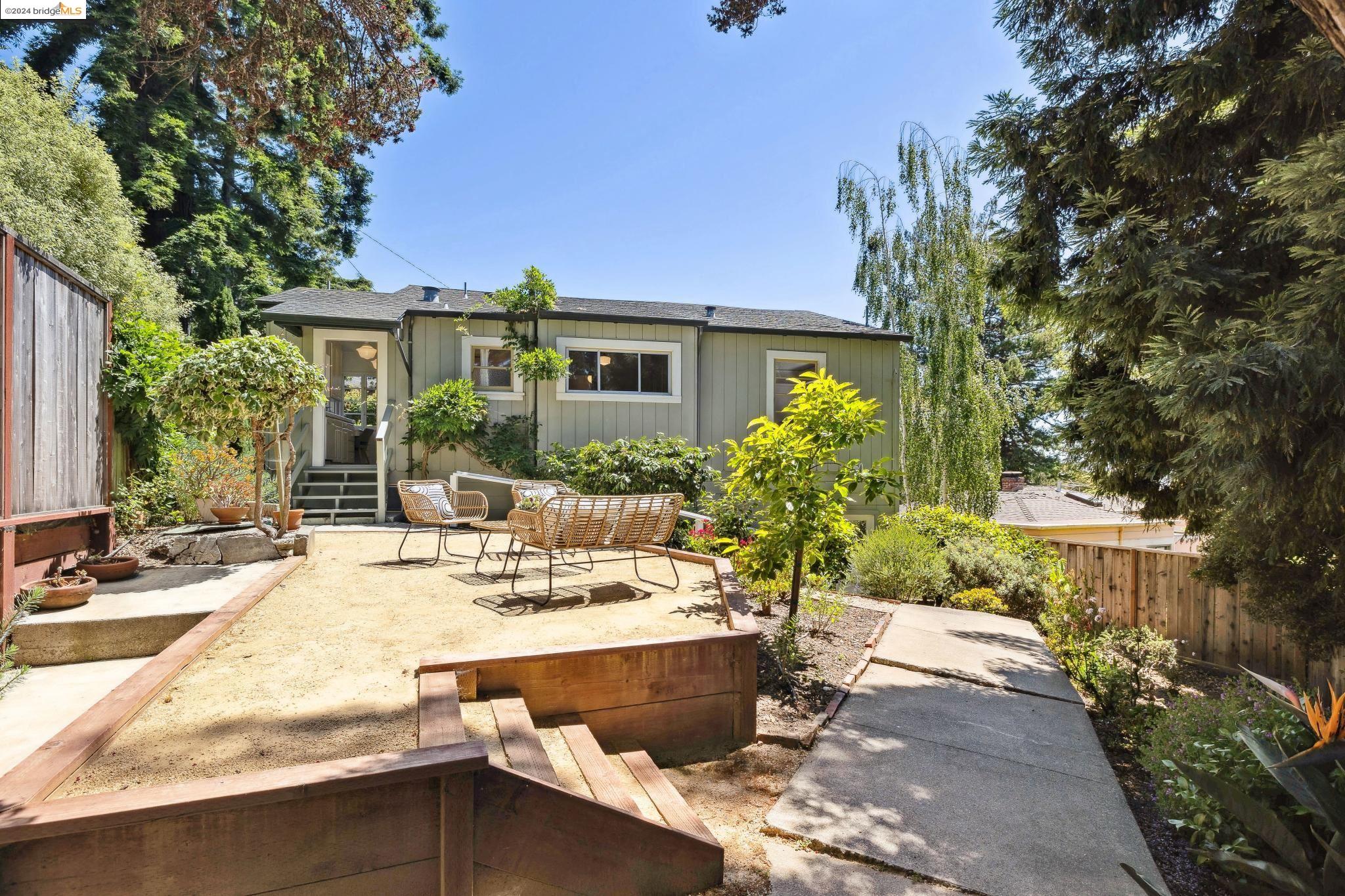 22 Avon Rd