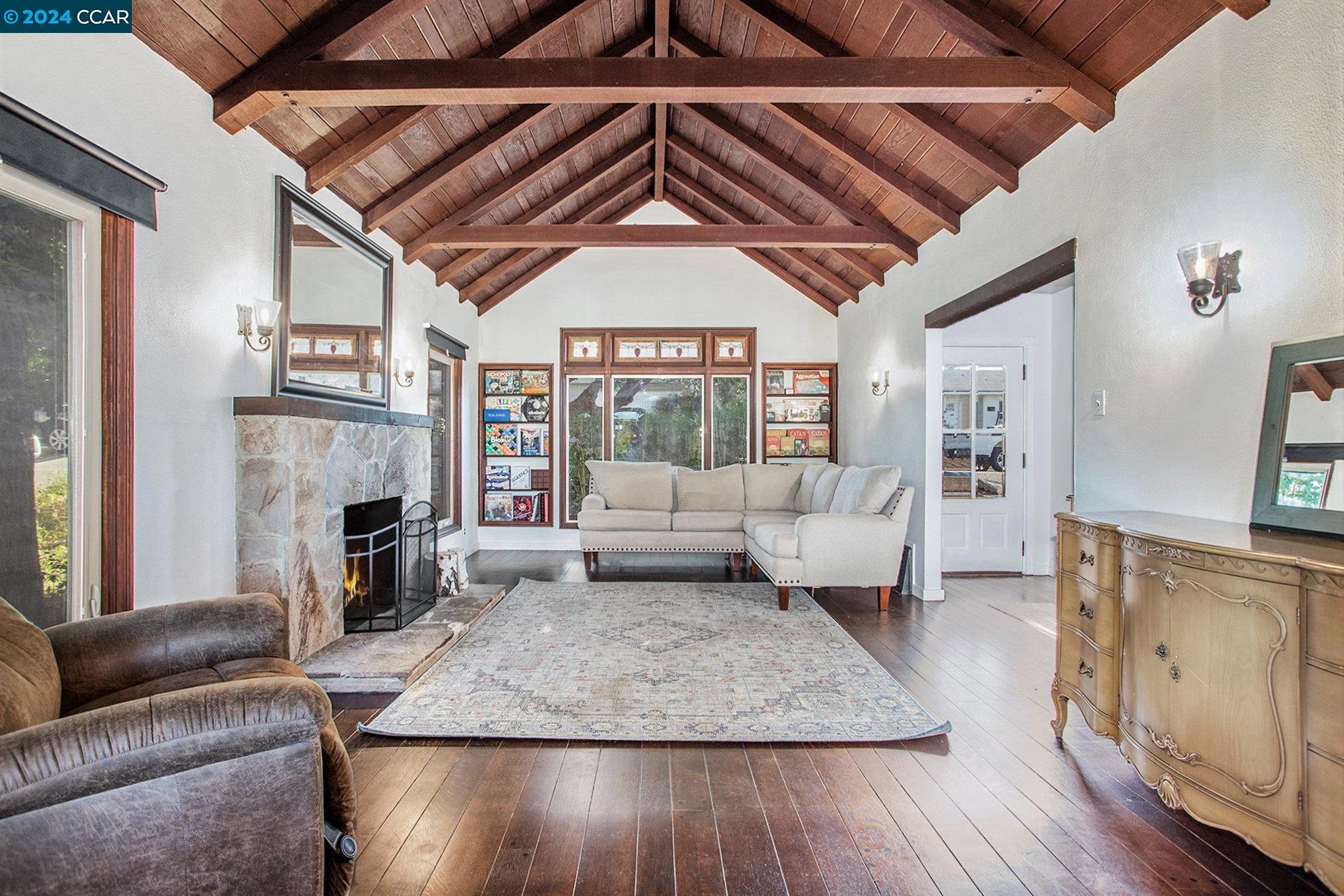 Detail Gallery Image 5 of 30 For 135 Bayview Ave, Vallejo,  CA 94590 - 4 Beds | 2 Baths