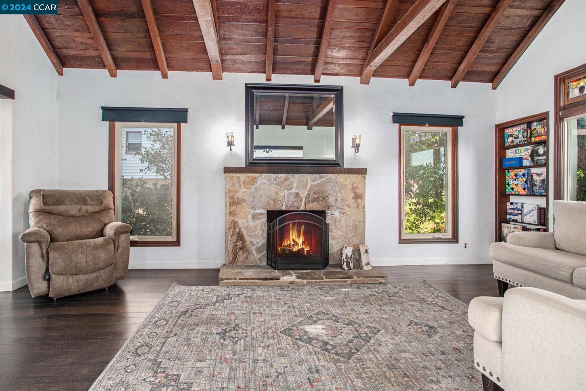 Detail Gallery Image 6 of 30 For 135 Bayview Ave, Vallejo,  CA 94590 - 4 Beds | 2 Baths