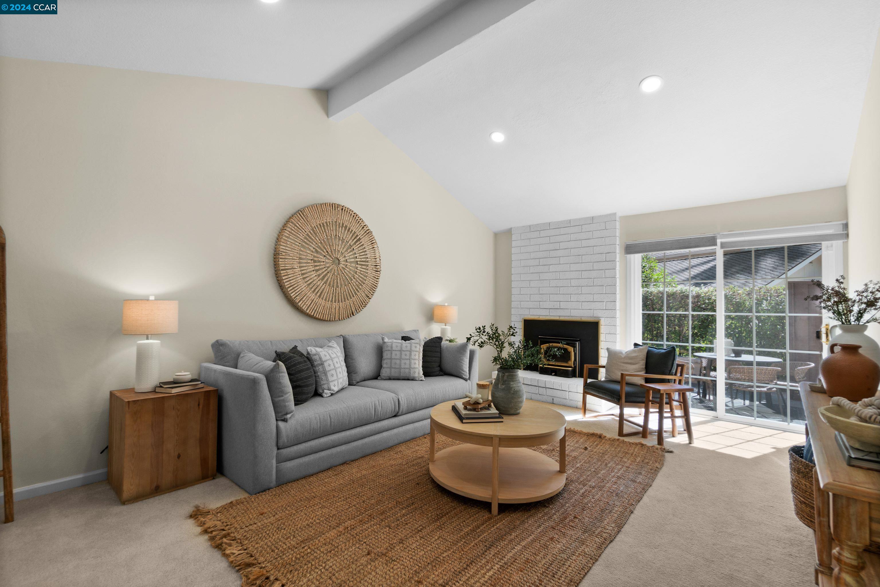 Photo #2: 41075223 Listing 