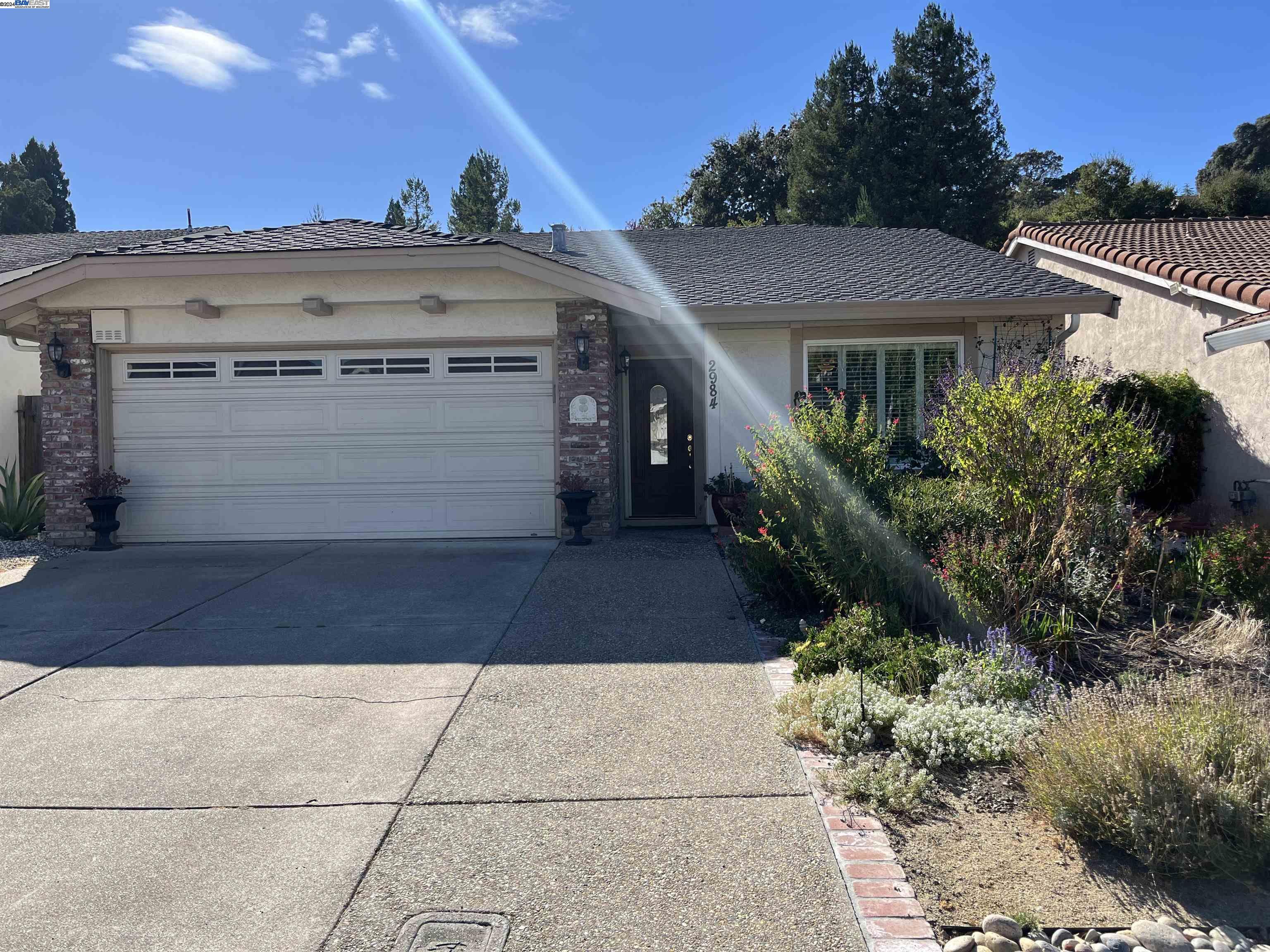 Detail Gallery Image 1 of 1 For 2984 Sombrero Cir, San Ramon,  CA 94583 - 3 Beds | 2 Baths