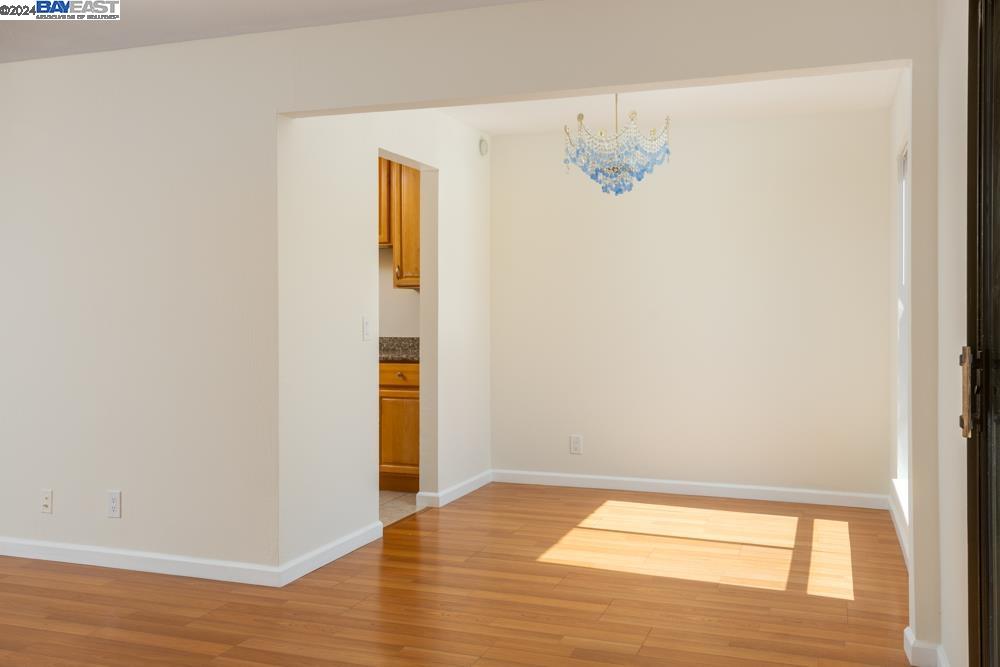 Photo #5: 41075280 Listing 