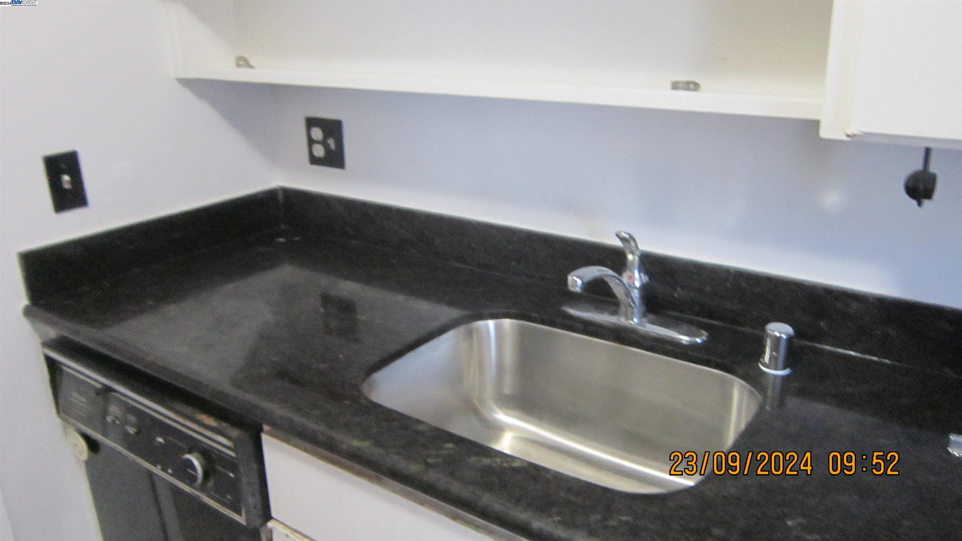 Photo #6: 41075341 Listing 