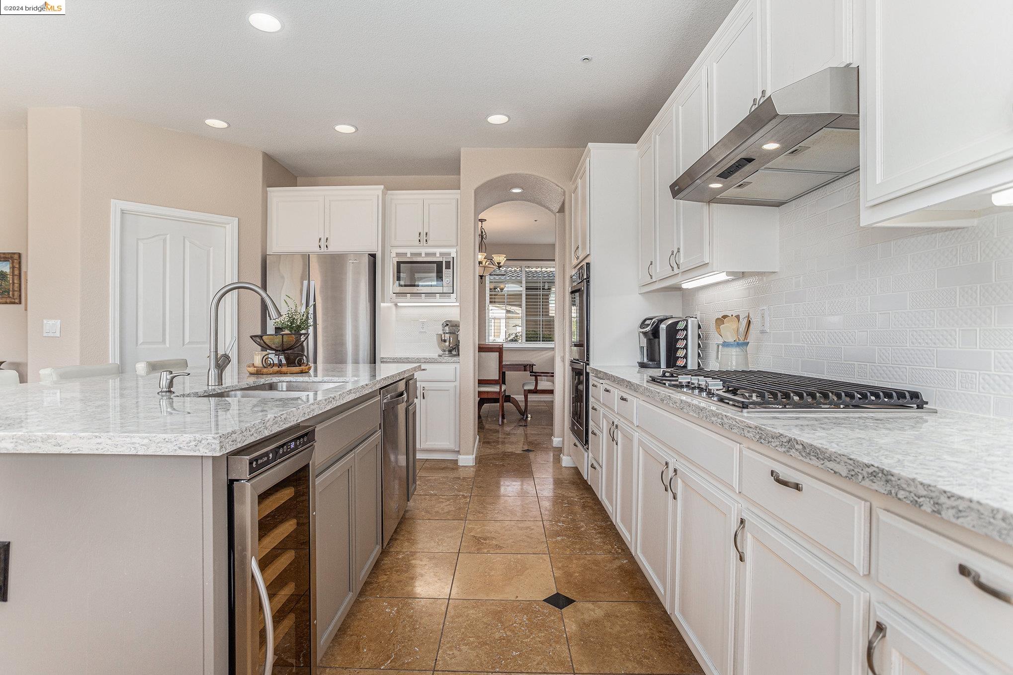 Detail Gallery Image 21 of 45 For 2214 Spyglass Dr, Brentwood,  CA 94513 - 5 Beds | 3/1 Baths