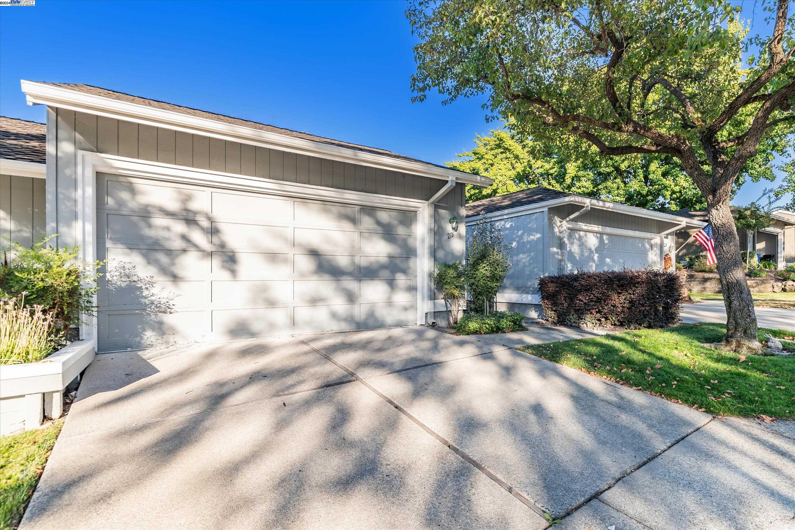 MLS: 41075450 Condo For Sale
