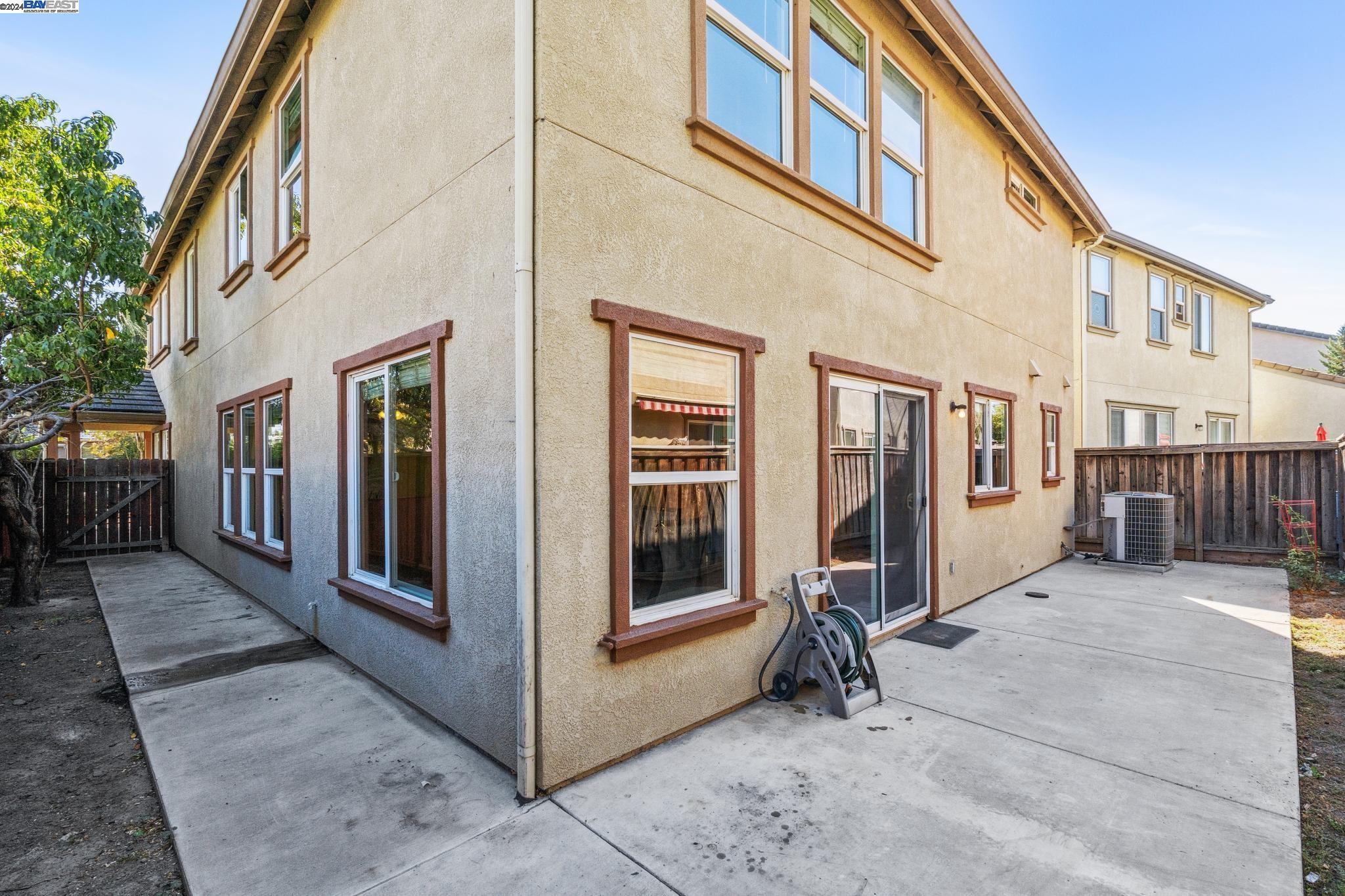 Detail Gallery Image 27 of 29 For 17351 Pheasant Downs Rd, Lathrop,  CA 95330 - 4 Beds | 3 Baths