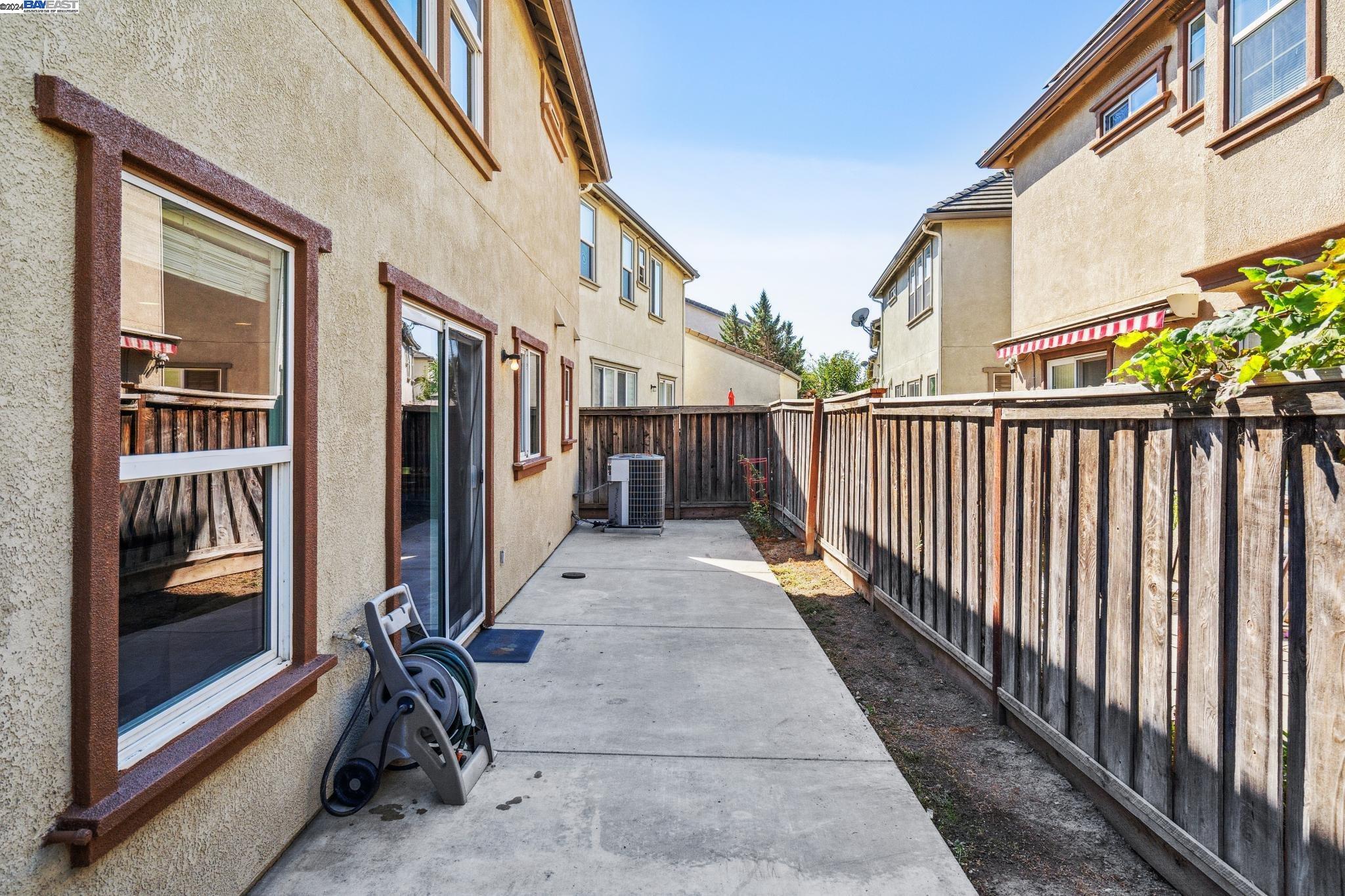 Detail Gallery Image 29 of 29 For 17351 Pheasant Downs Rd, Lathrop,  CA 95330 - 4 Beds | 3 Baths