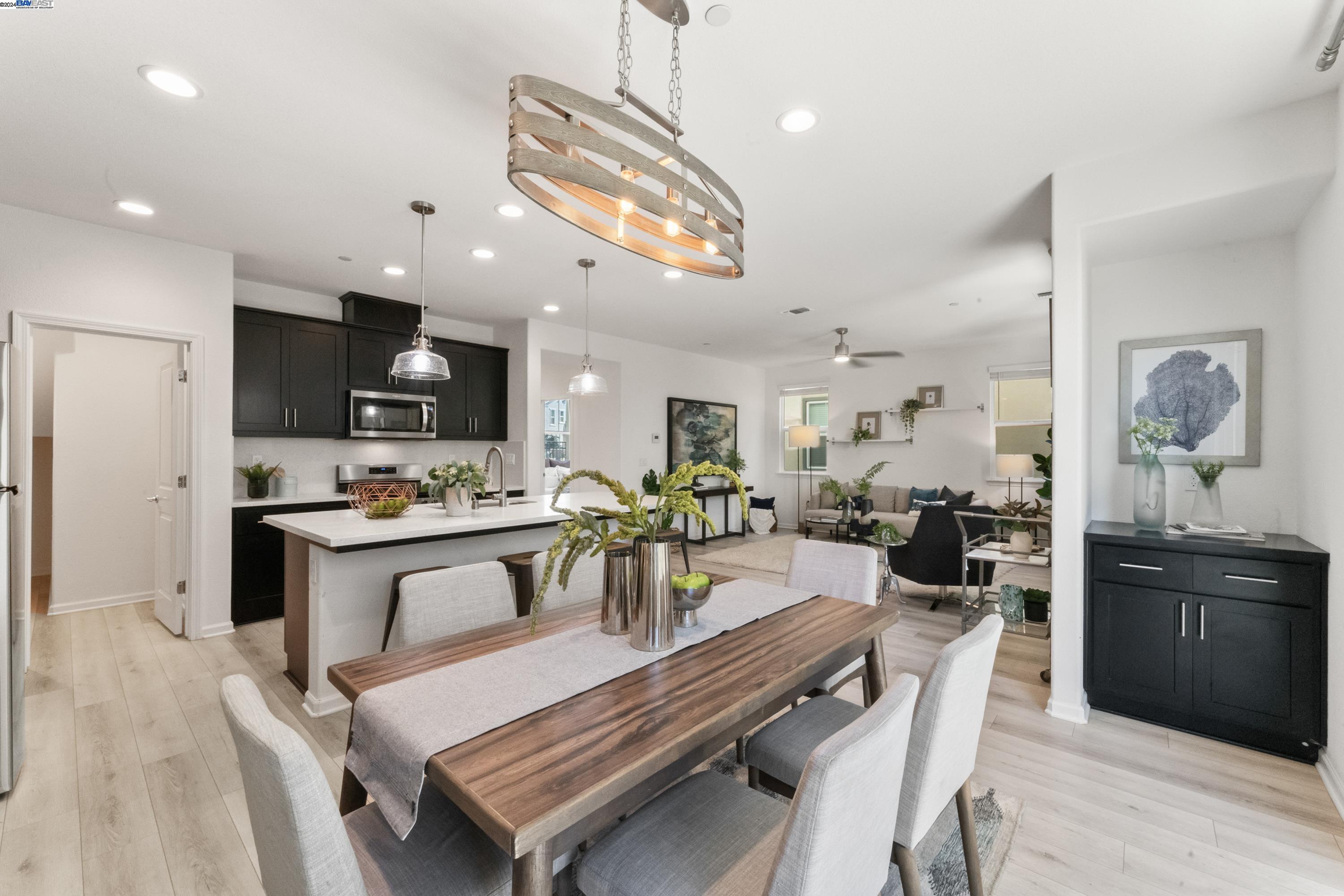 Detail Gallery Image 1 of 1 For 17440 Beachwood Rd, Lathrop,  CA 95330 - 4 Beds | 3 Baths