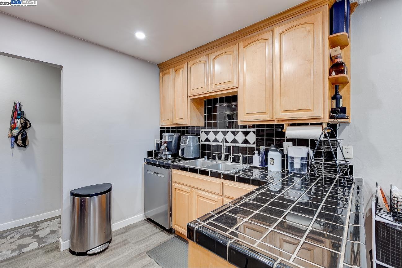 Photo #5: 41075503 Listing 