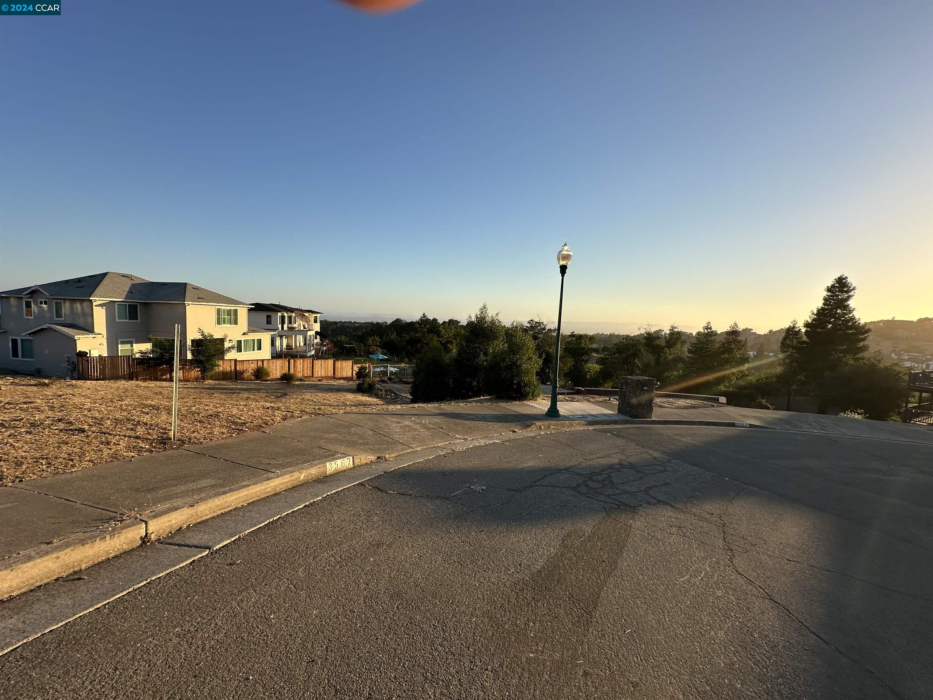 Detail Gallery Image 22 of 28 For 3567 Fir Hollow Ct, Santa Rosa,  CA 95403 - – Beds | – Baths