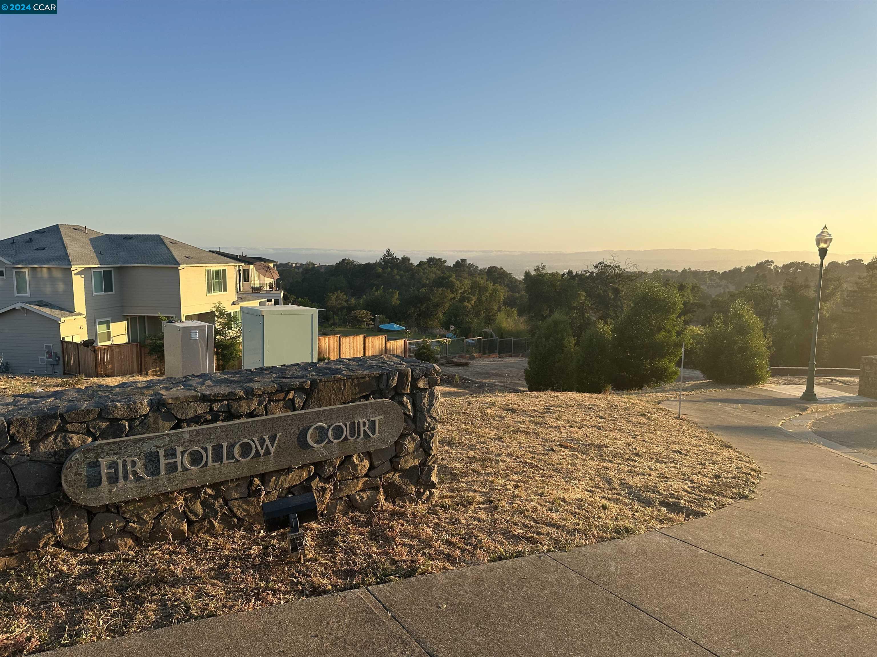 Detail Gallery Image 8 of 28 For 3567 Fir Hollow Ct, Santa Rosa,  CA 95403 - – Beds | – Baths