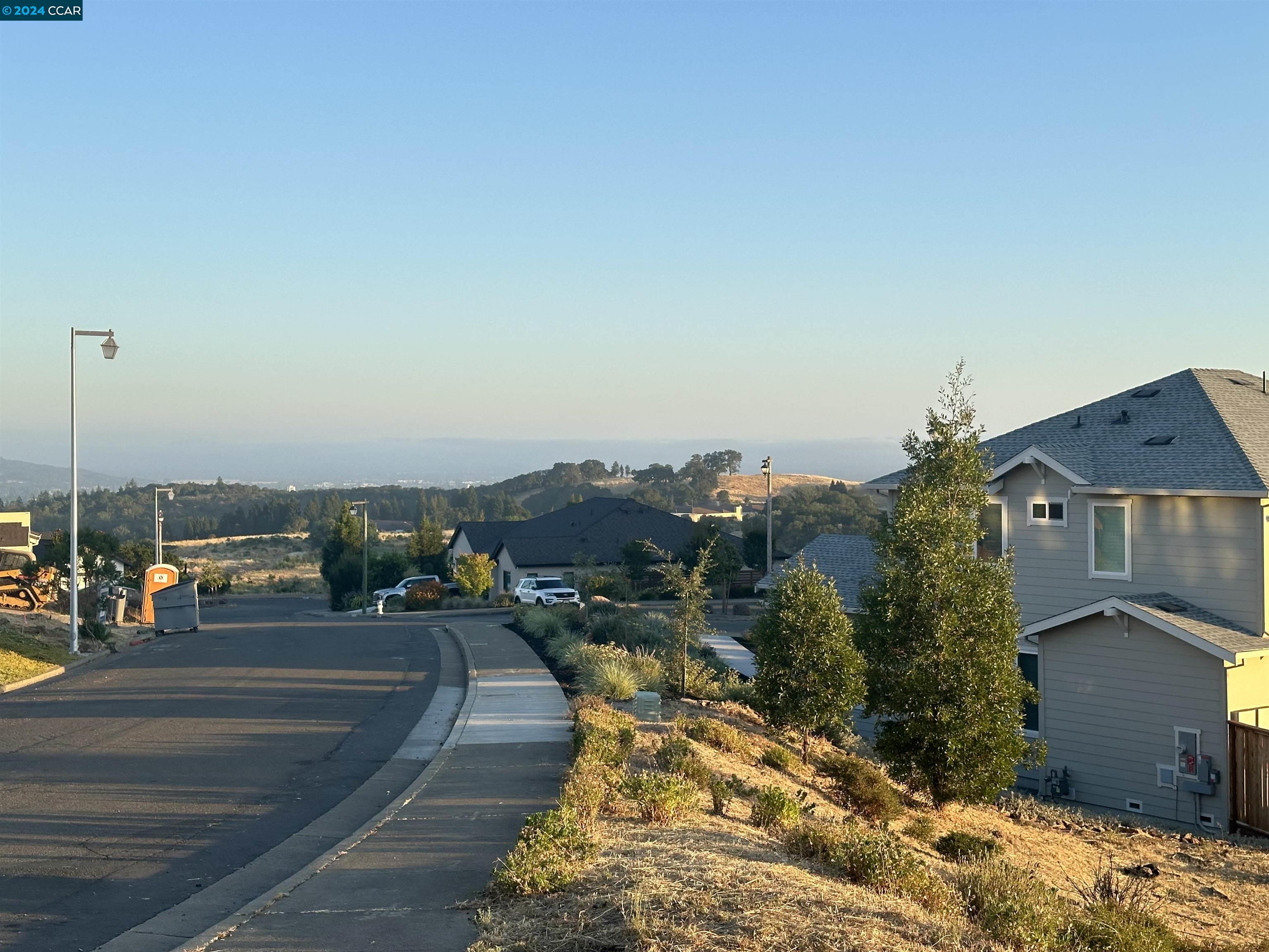 Detail Gallery Image 10 of 28 For 3567 Fir Hollow Ct, Santa Rosa,  CA 95403 - – Beds | – Baths