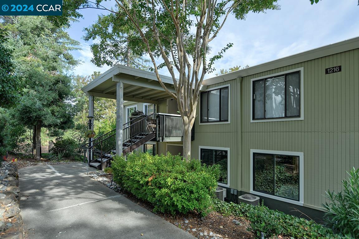 MLS: 41075579 Condo For Sale