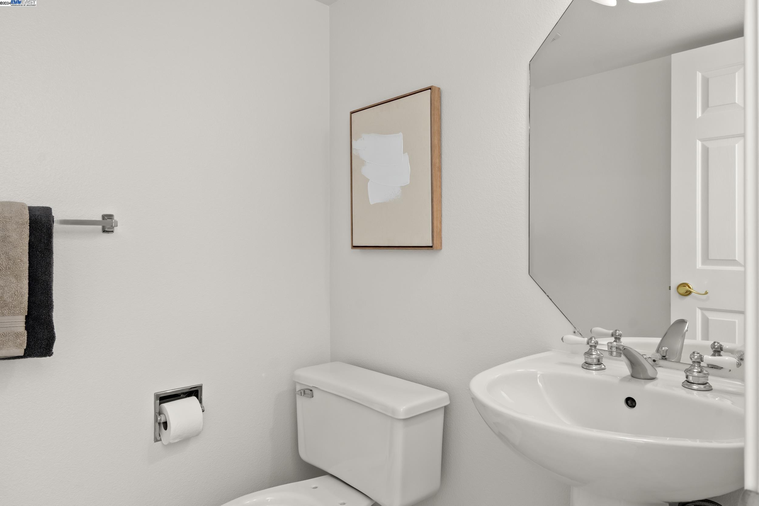 Photo #5: 41075636 Listing 
