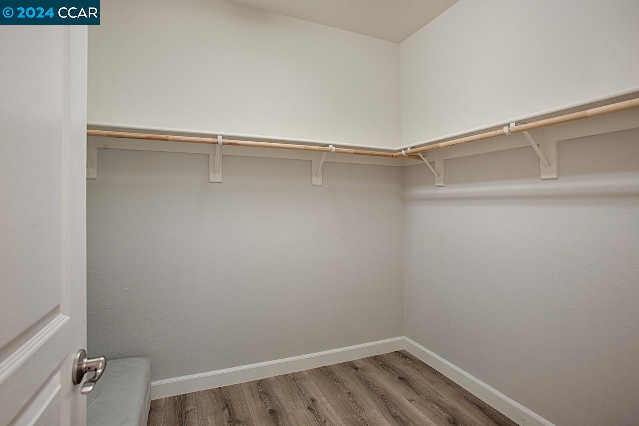 Detail Gallery Image 25 of 41 For 336 Northpark Ct, Martinez,  CA 94553 - 3 Beds | 2/1 Baths