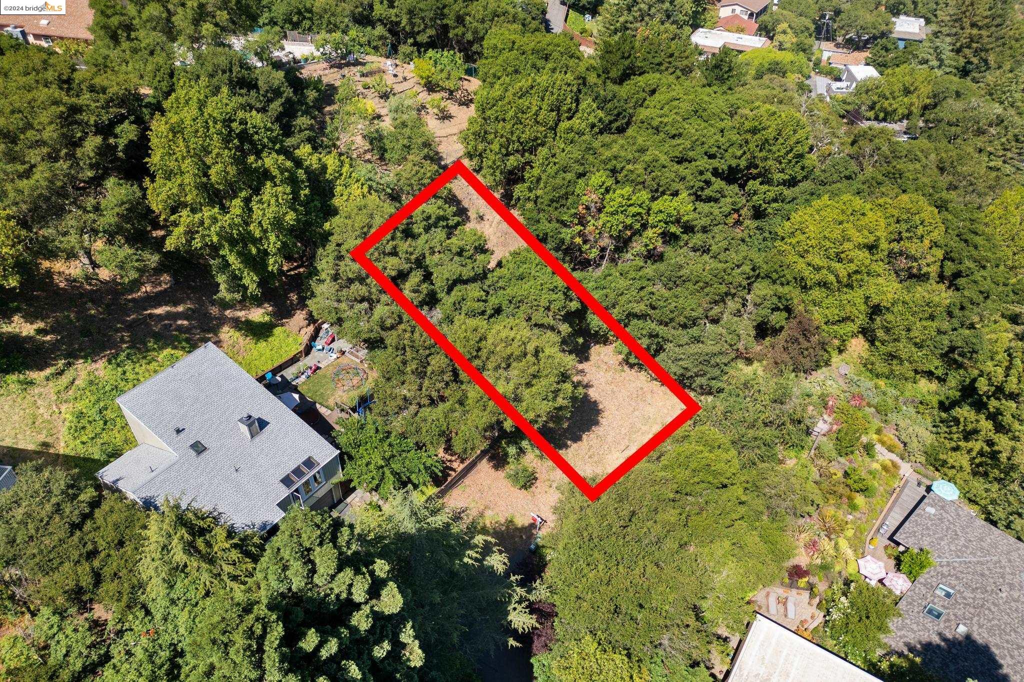 Detail Gallery Image 11 of 11 For 36 Lucille Way, Orinda,  CA 94563 - – Beds | – Baths