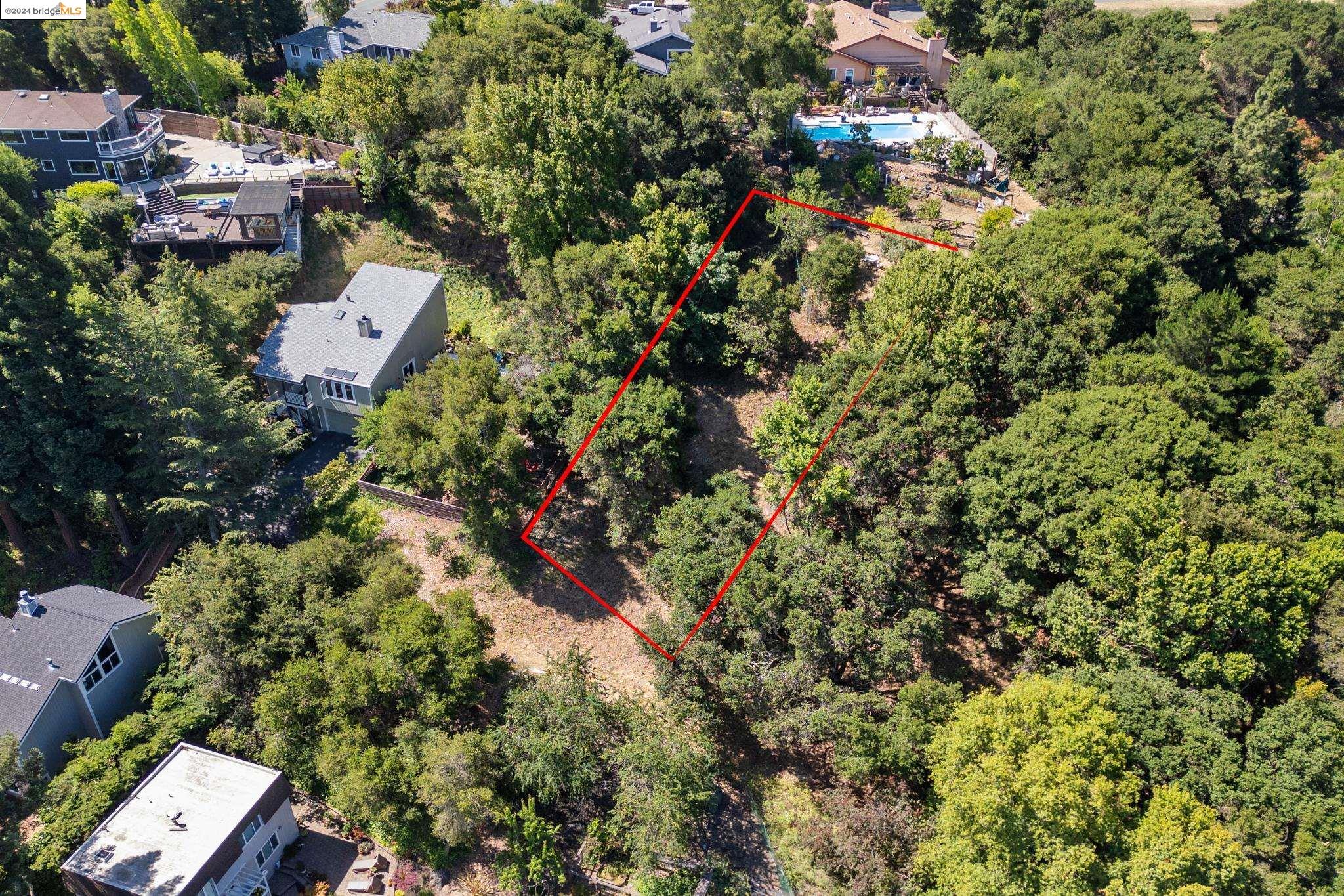 Detail Gallery Image 9 of 11 For 36 Lucille Way, Orinda,  CA 94563 - – Beds | – Baths