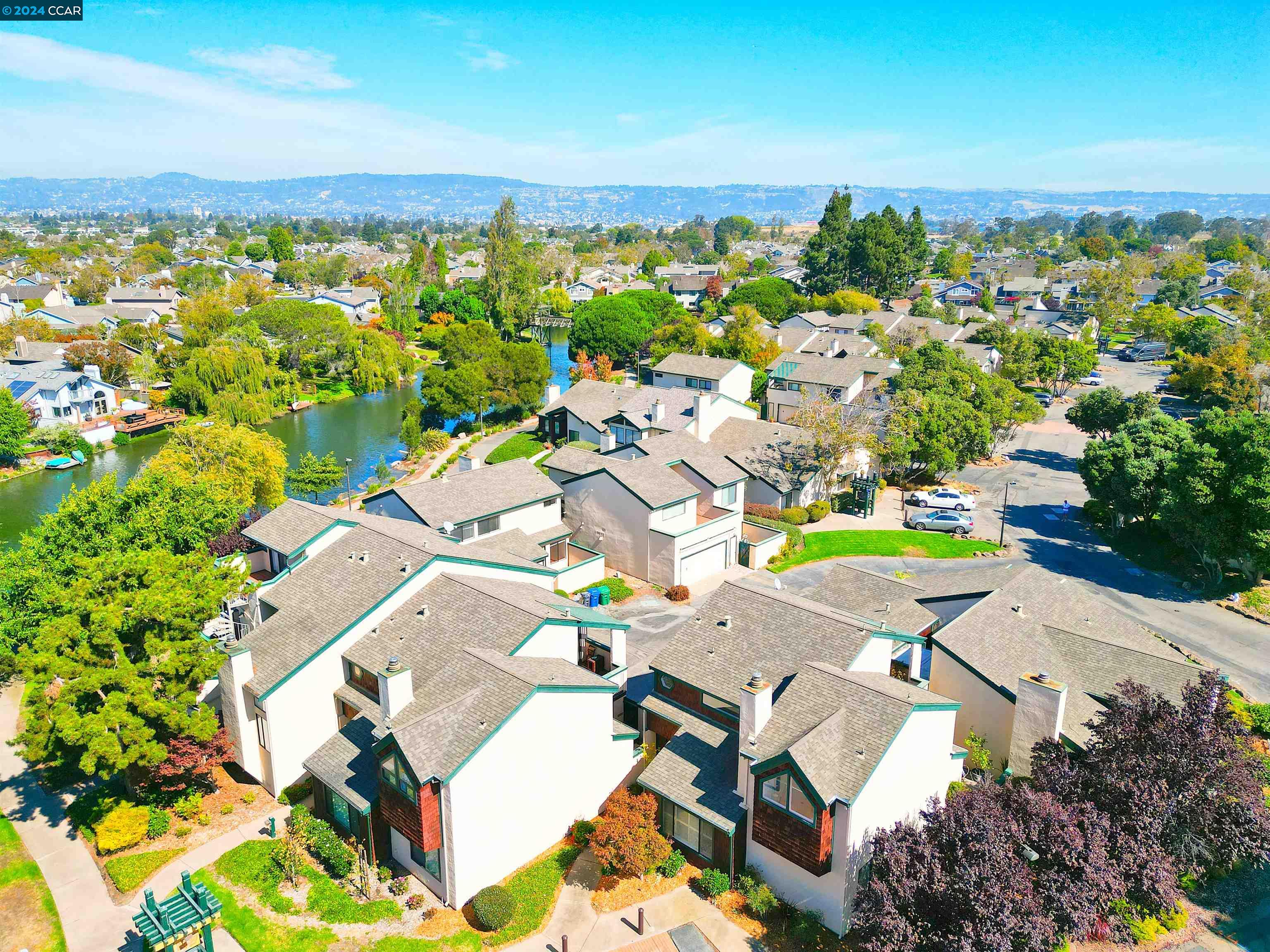 More Details about MLS # 41075651 : 205 CAROB LANE