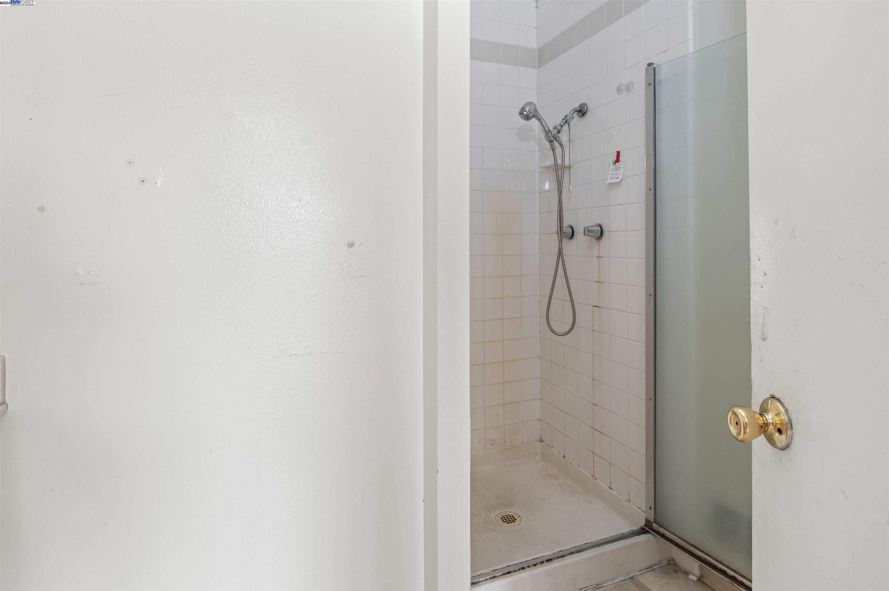 Detail Gallery Image 18 of 26 For 1491 Carmen Ct, San Jose,  CA 95121 - 4 Beds | 2/1 Baths