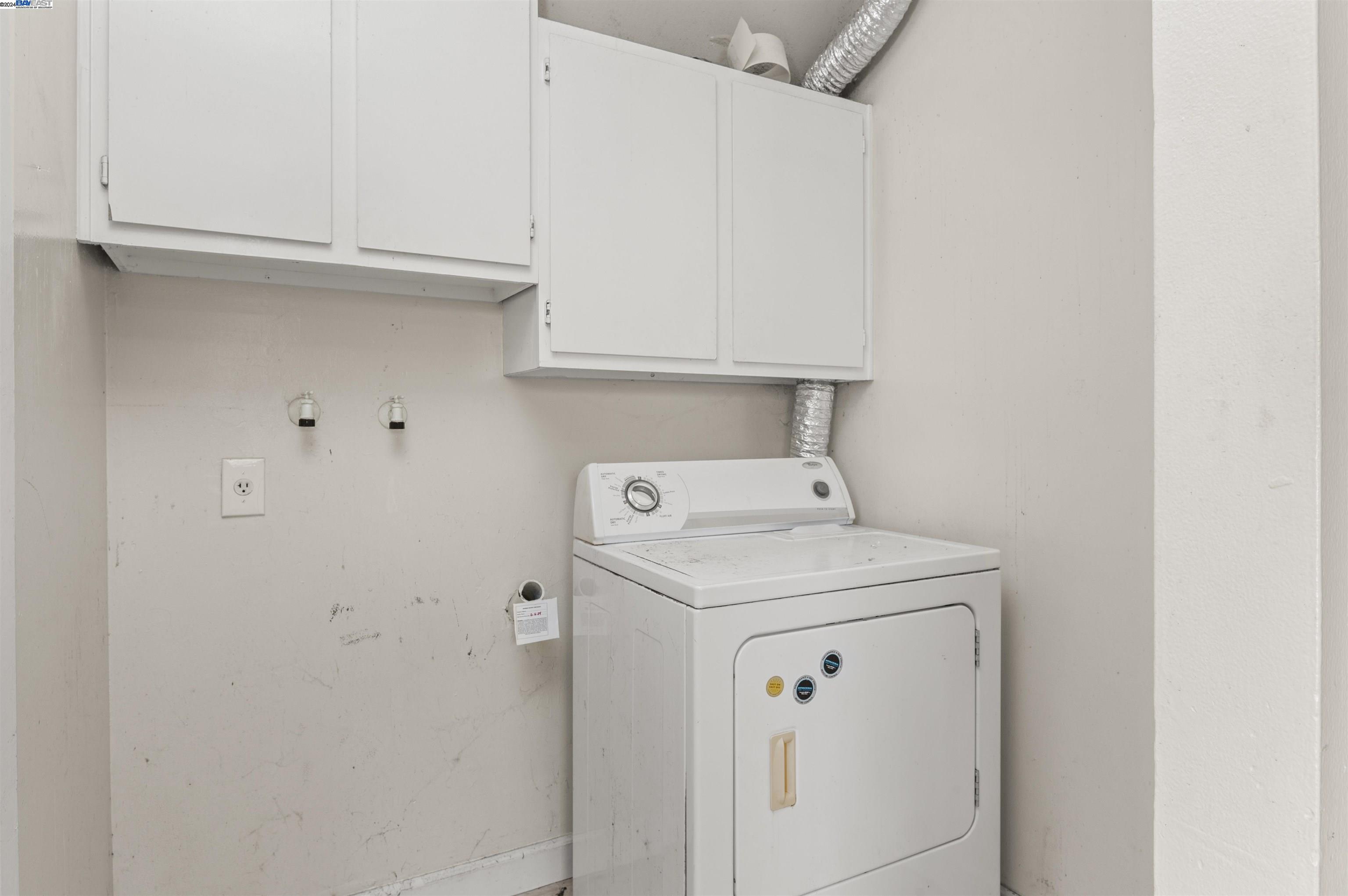 Detail Gallery Image 7 of 26 For 1491 Carmen Ct, San Jose,  CA 95121 - 4 Beds | 2/1 Baths