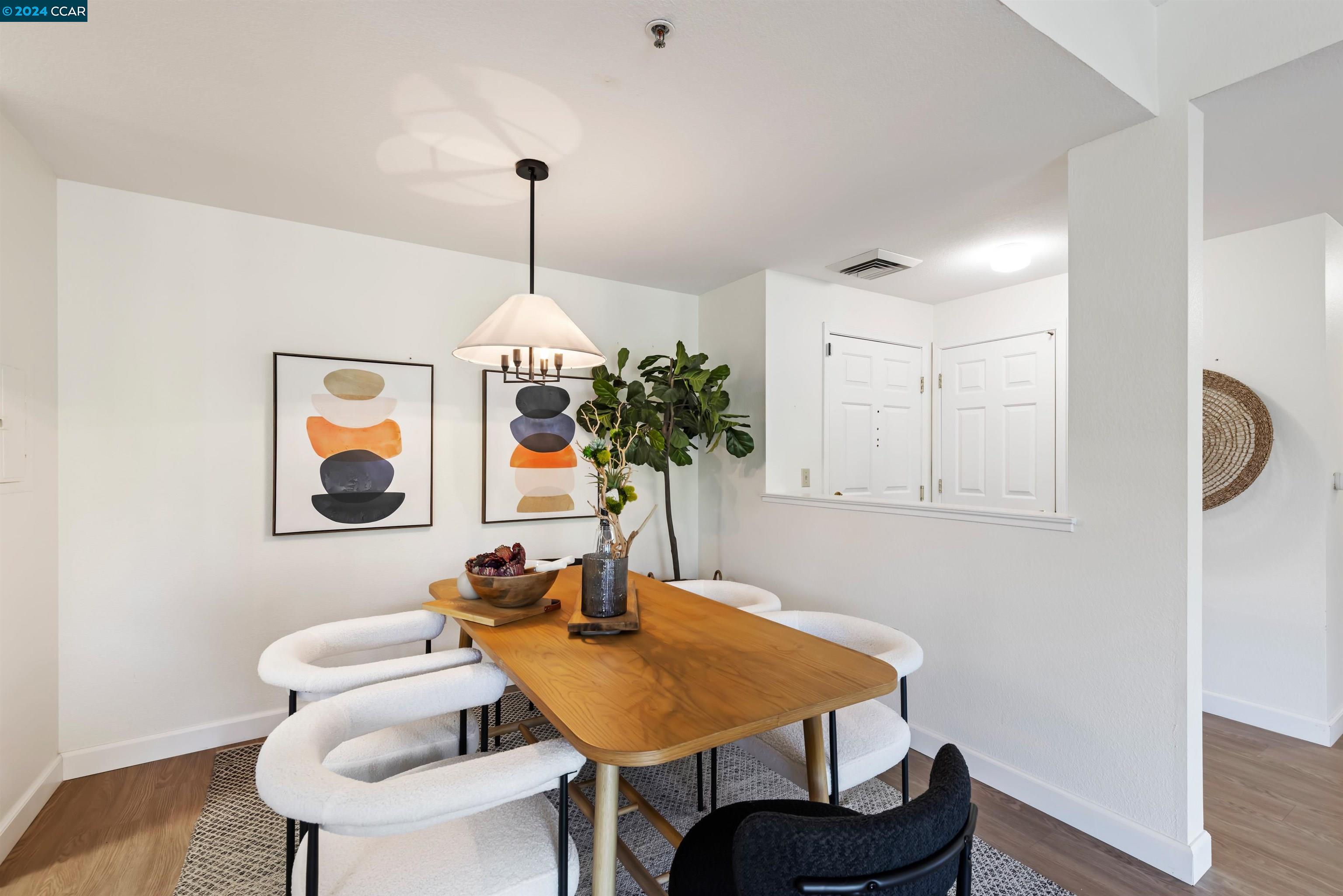 Photo #6: 41075670 Listing 